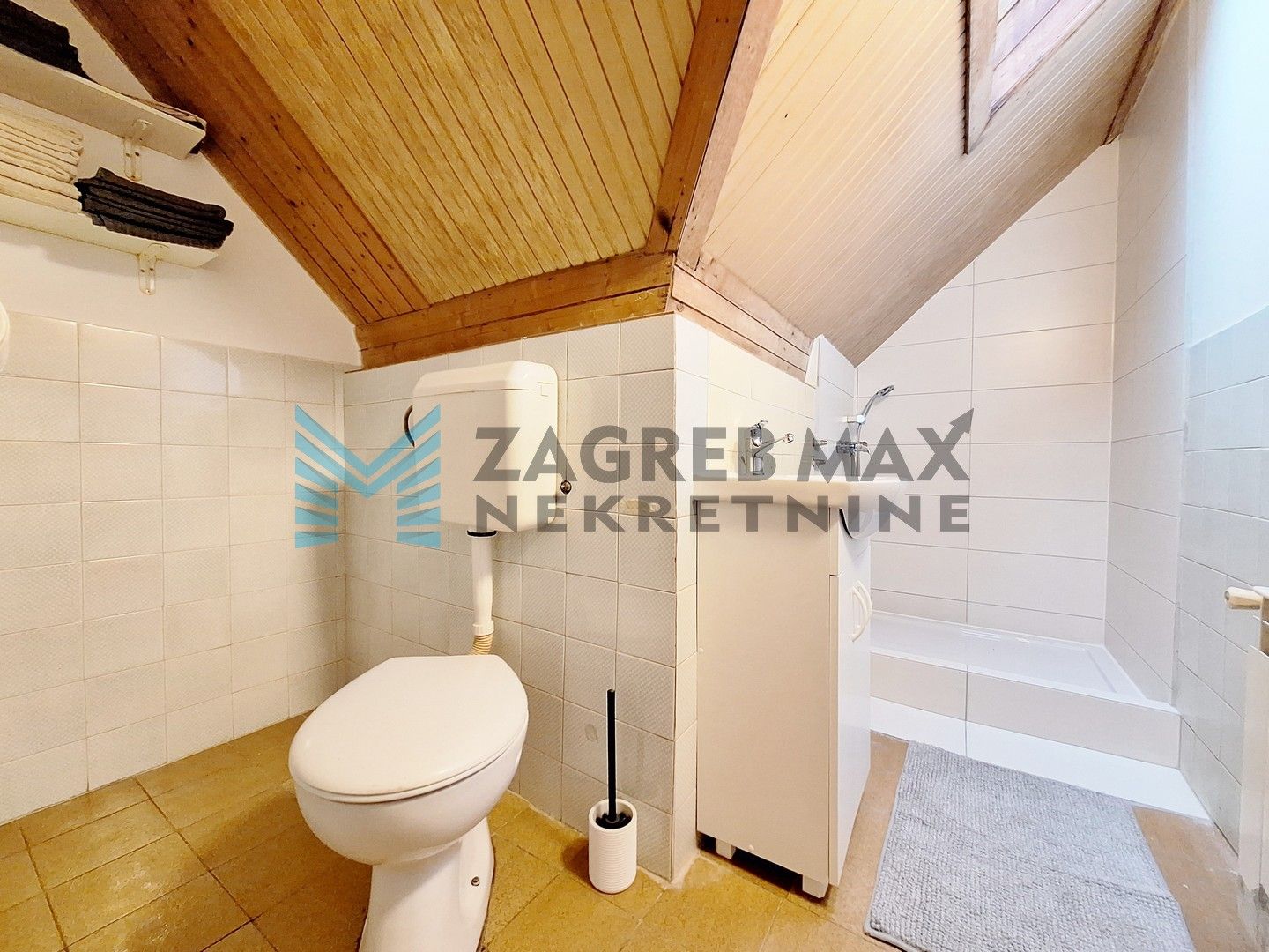 Zagreb - POLJANICA BISTRANSKA - smještaj za radnike - 7 osoba