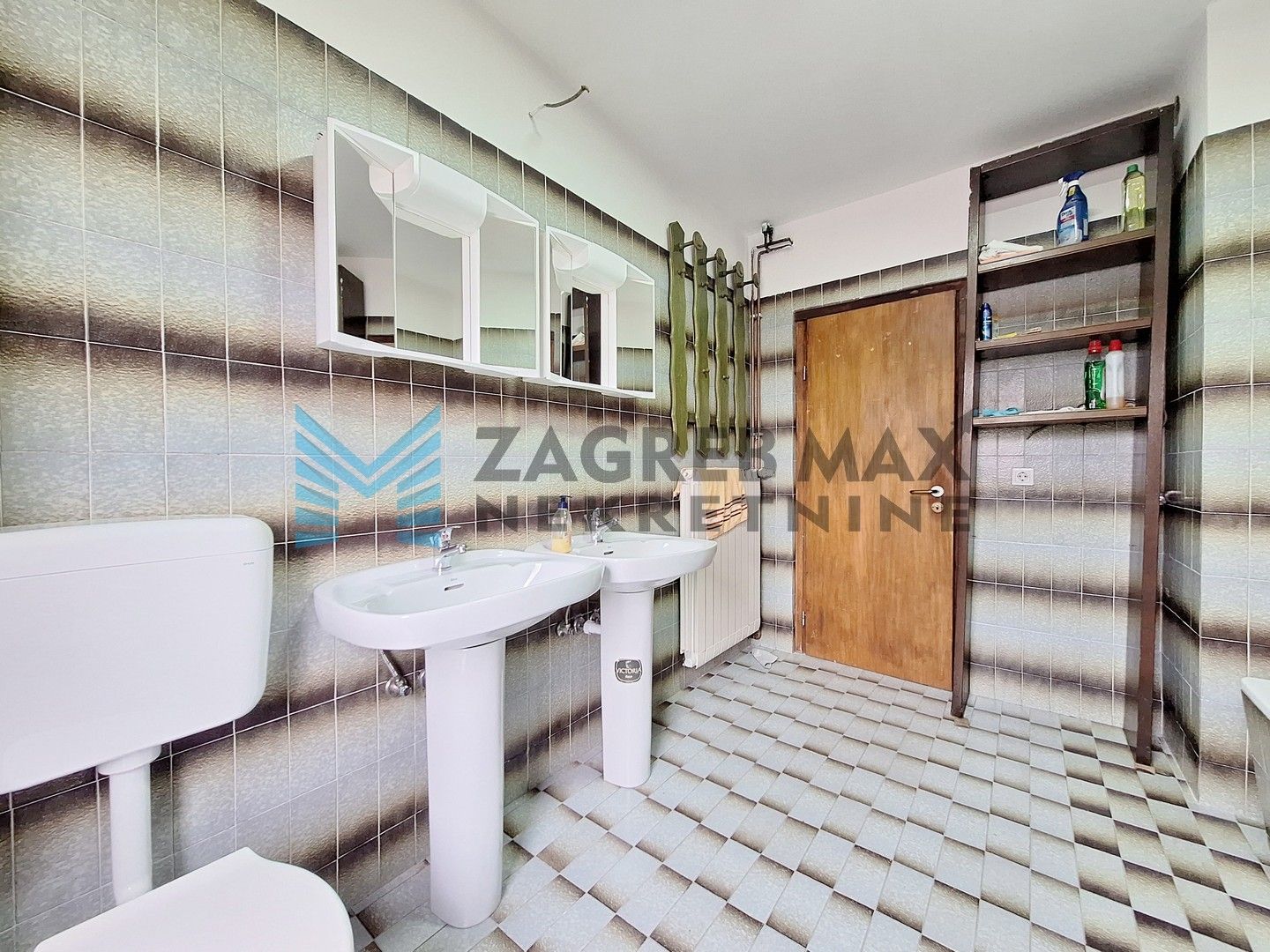 Zagreb - SESVETSKI KRALJEVEC - Dugoselska - smještaj za radnike - 16 osoba - S1