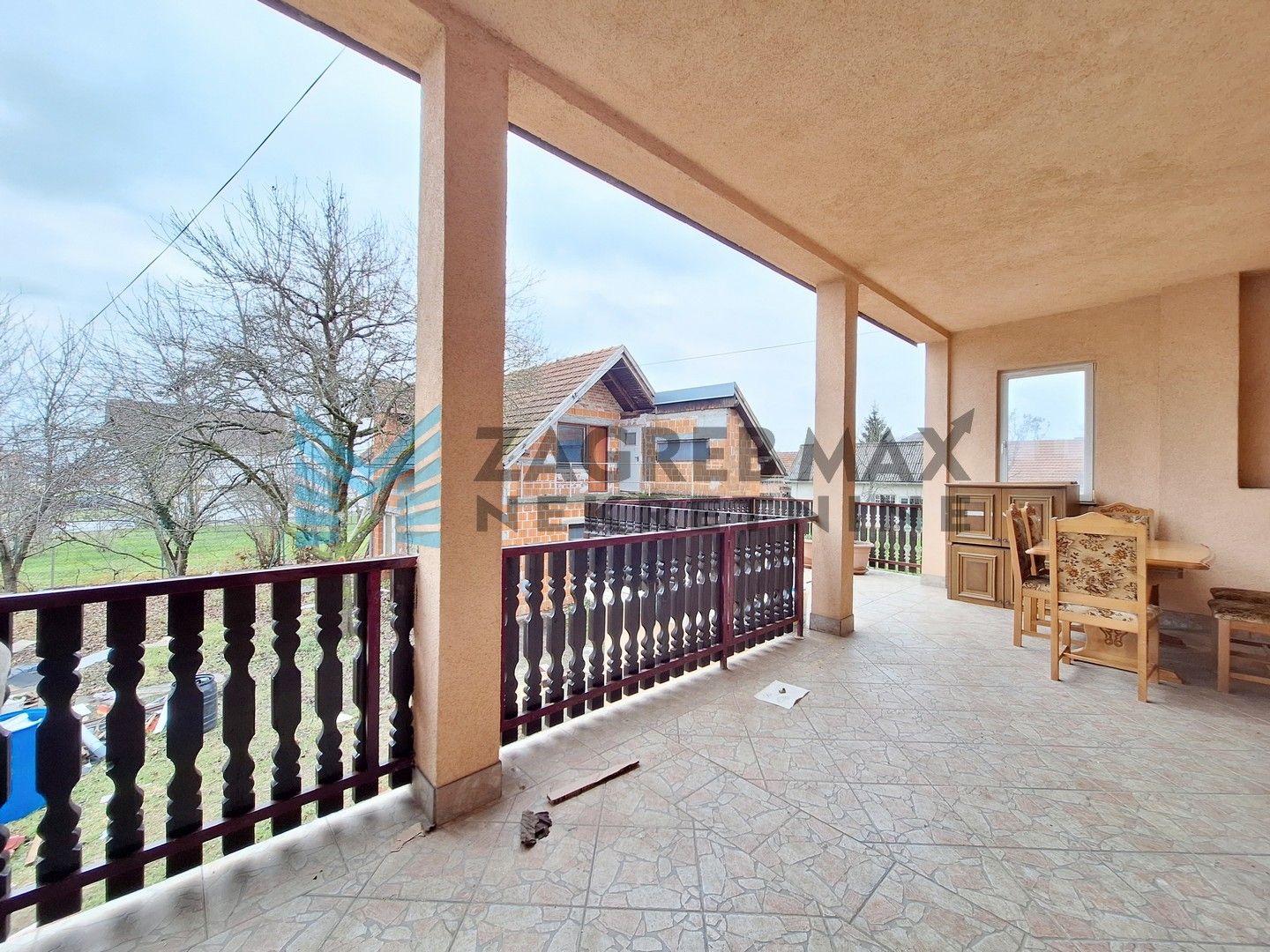 Zagreb - SESVETSKI KRALJEVEC - Dugoselska - smještaj za radnike - 32 osobe