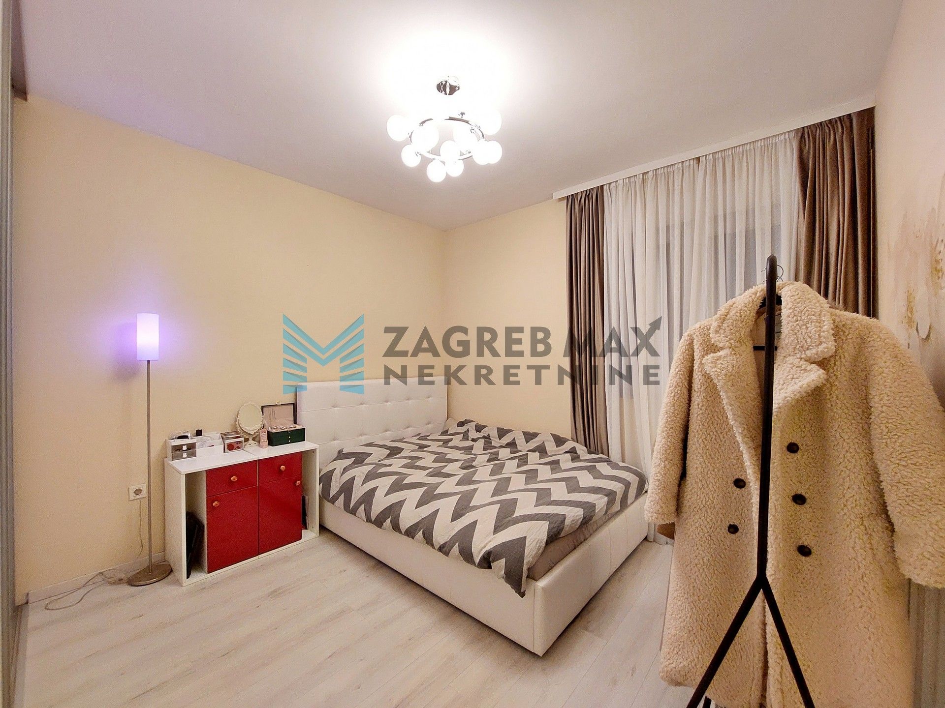 Zagreb - REMETINEC - dr.Luje Naletilića - 3-sobni, uređen, parking, vrt, lođa