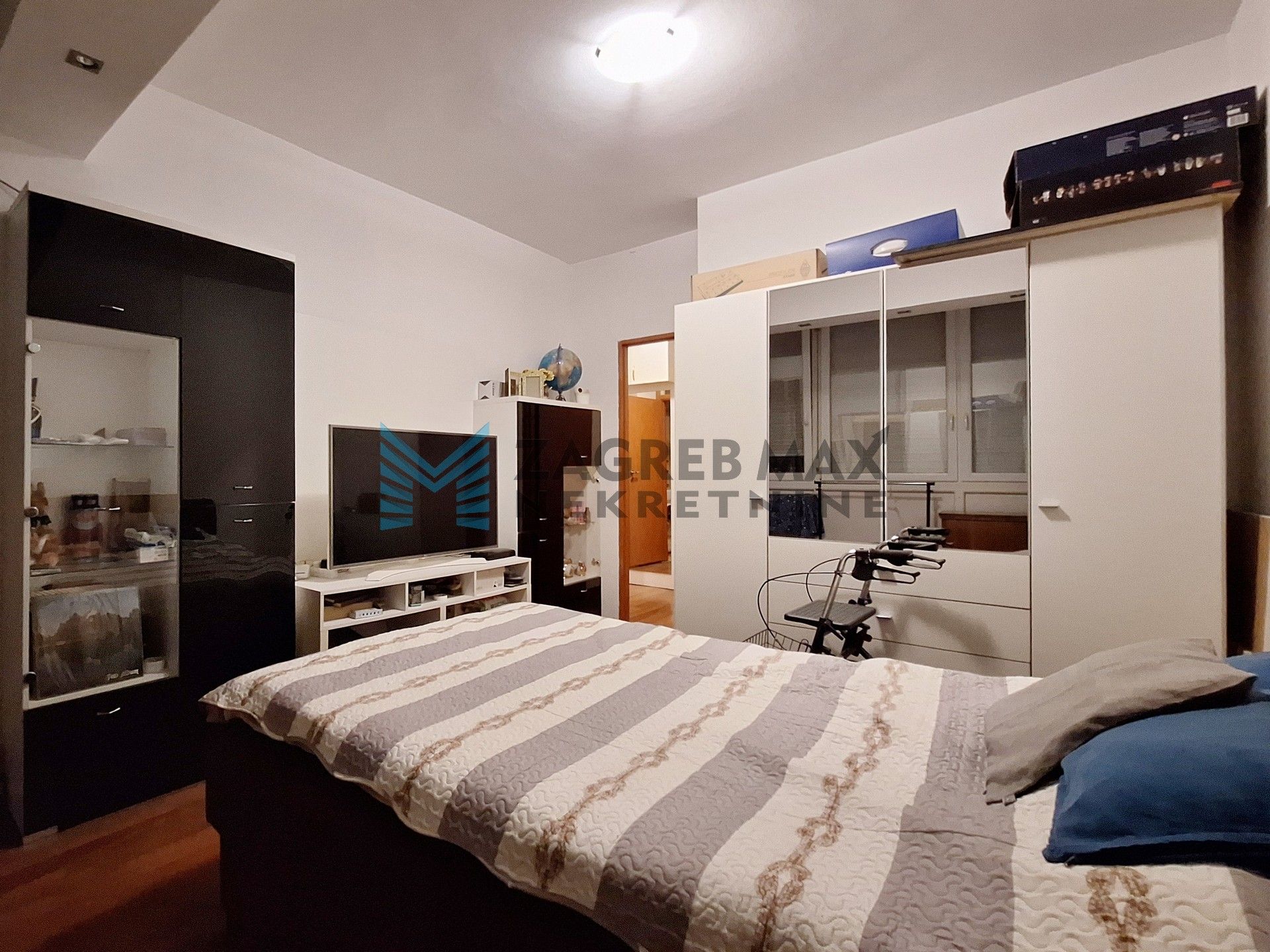 Zagreb - TRNJE - Držićeva - 2- sobni, komforan, spremište, lift, pogled