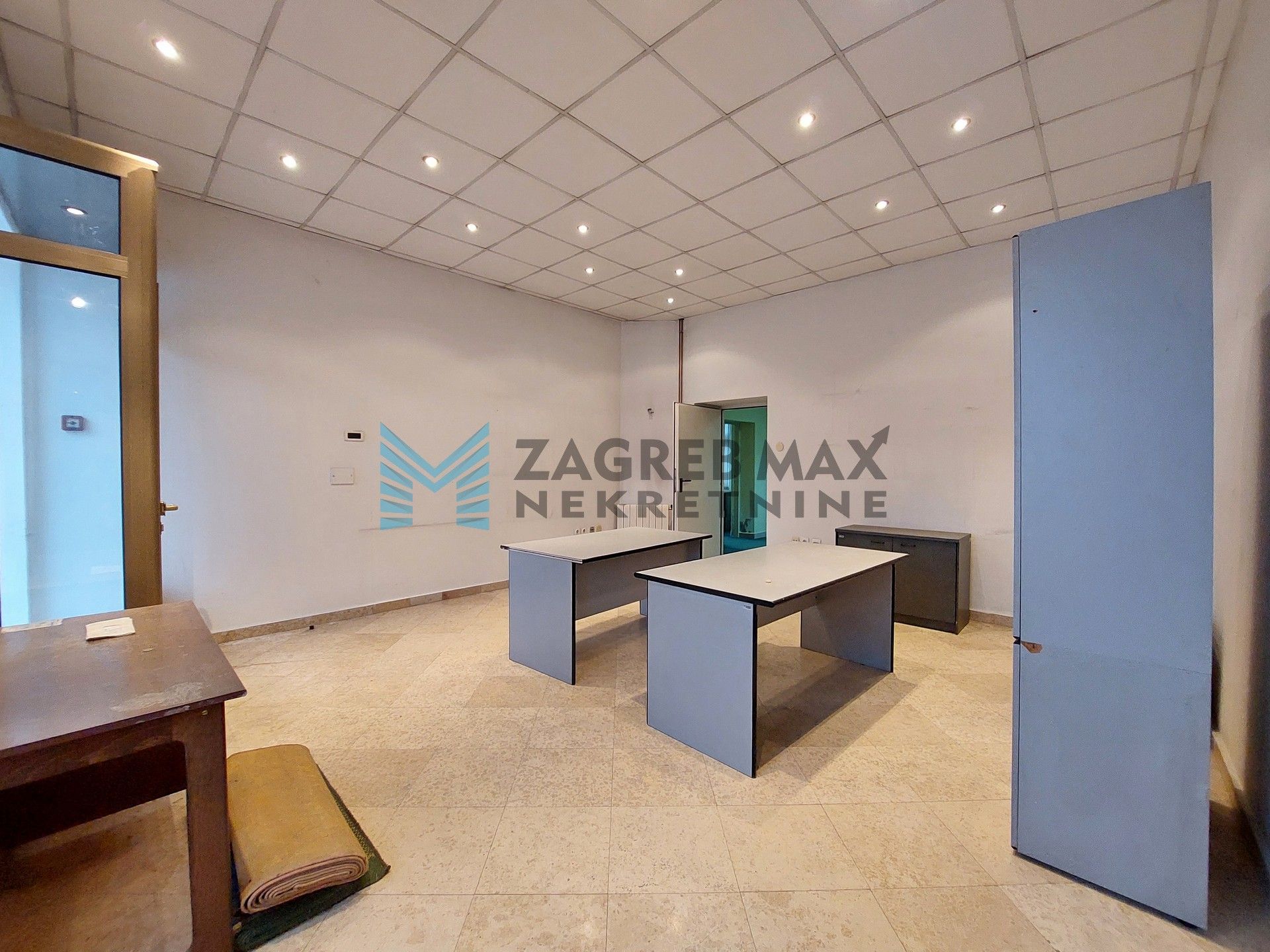 Zagreb - IVANIĆ - Savska - poslovni prostor/stan 100 m2 + 114 m2, parking