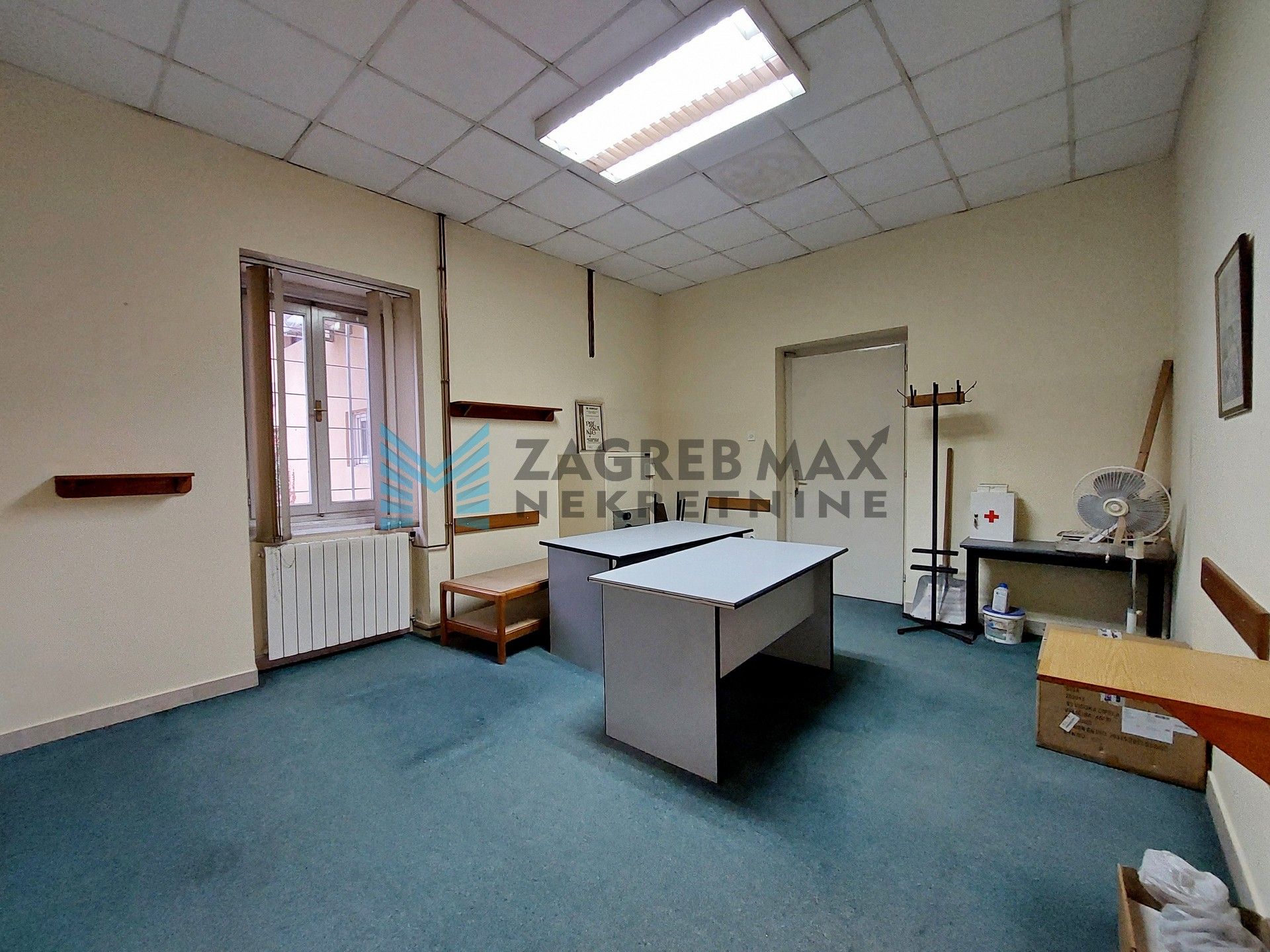 Zagreb - IVANIĆ - Savska - poslovni prostor/stan 100 m2 + 114 m2, parking