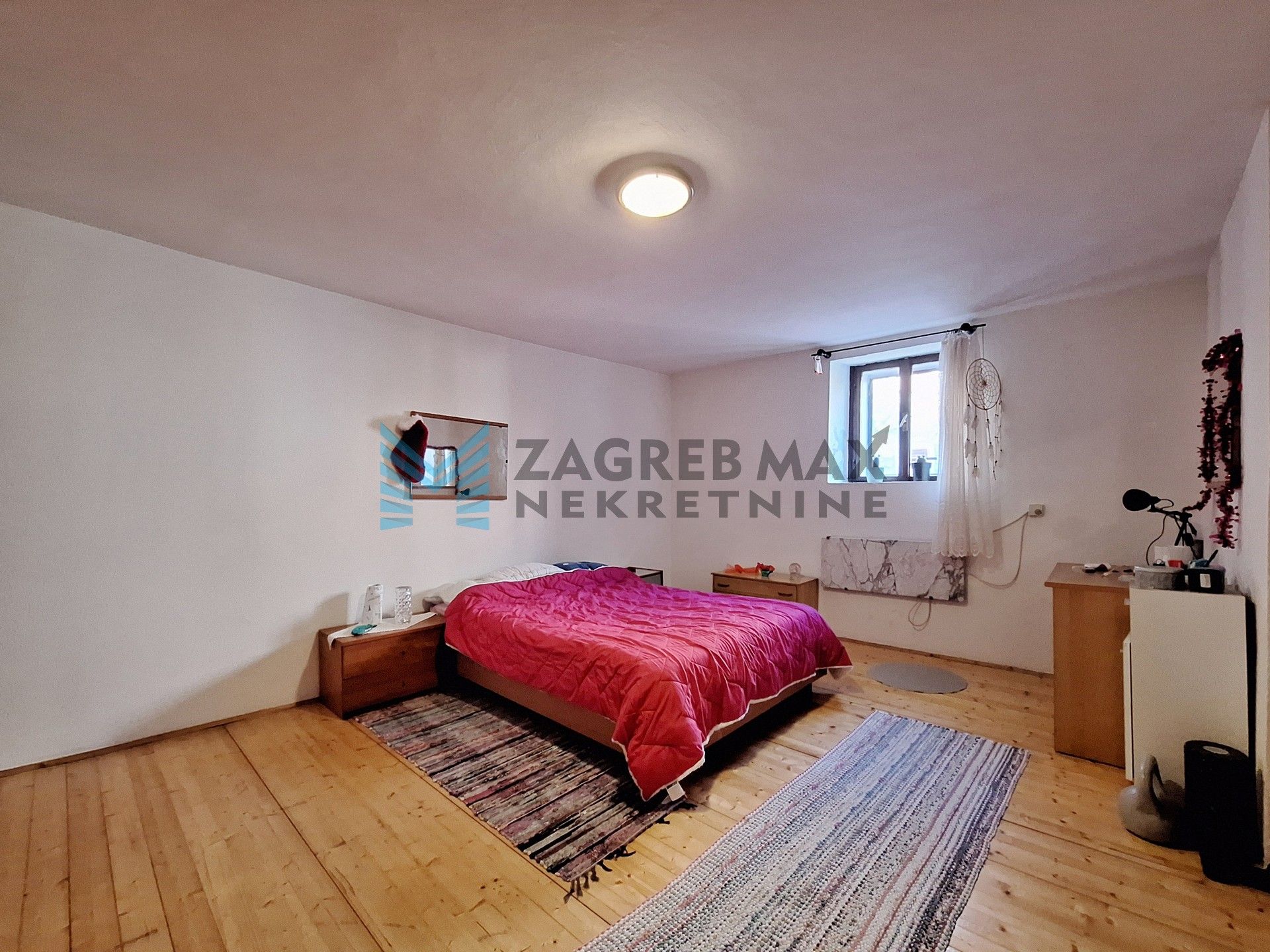 Zagreb - FERNETIĆI – kuća s 3 stambene jedinice u mirnom naselju blizu mora