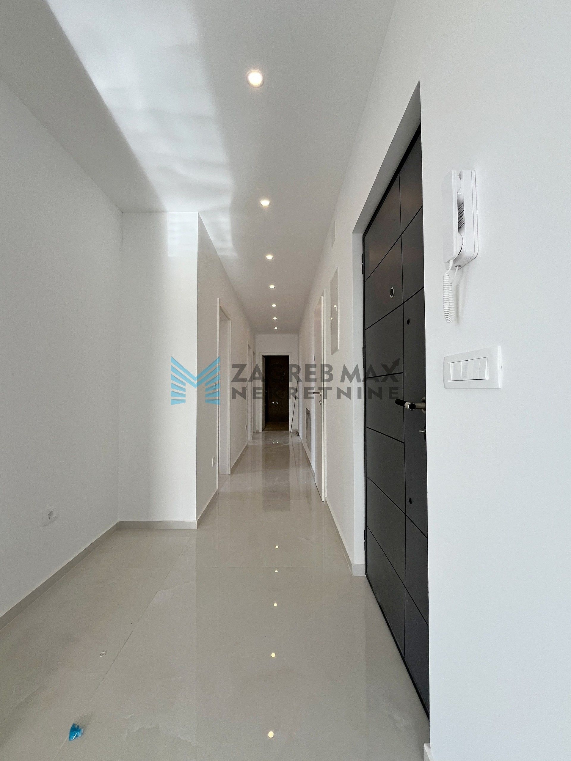 Zagreb - FINIDA – Segetska – 4-sobni, novogradnja, prostran, komforan, 2 balkon