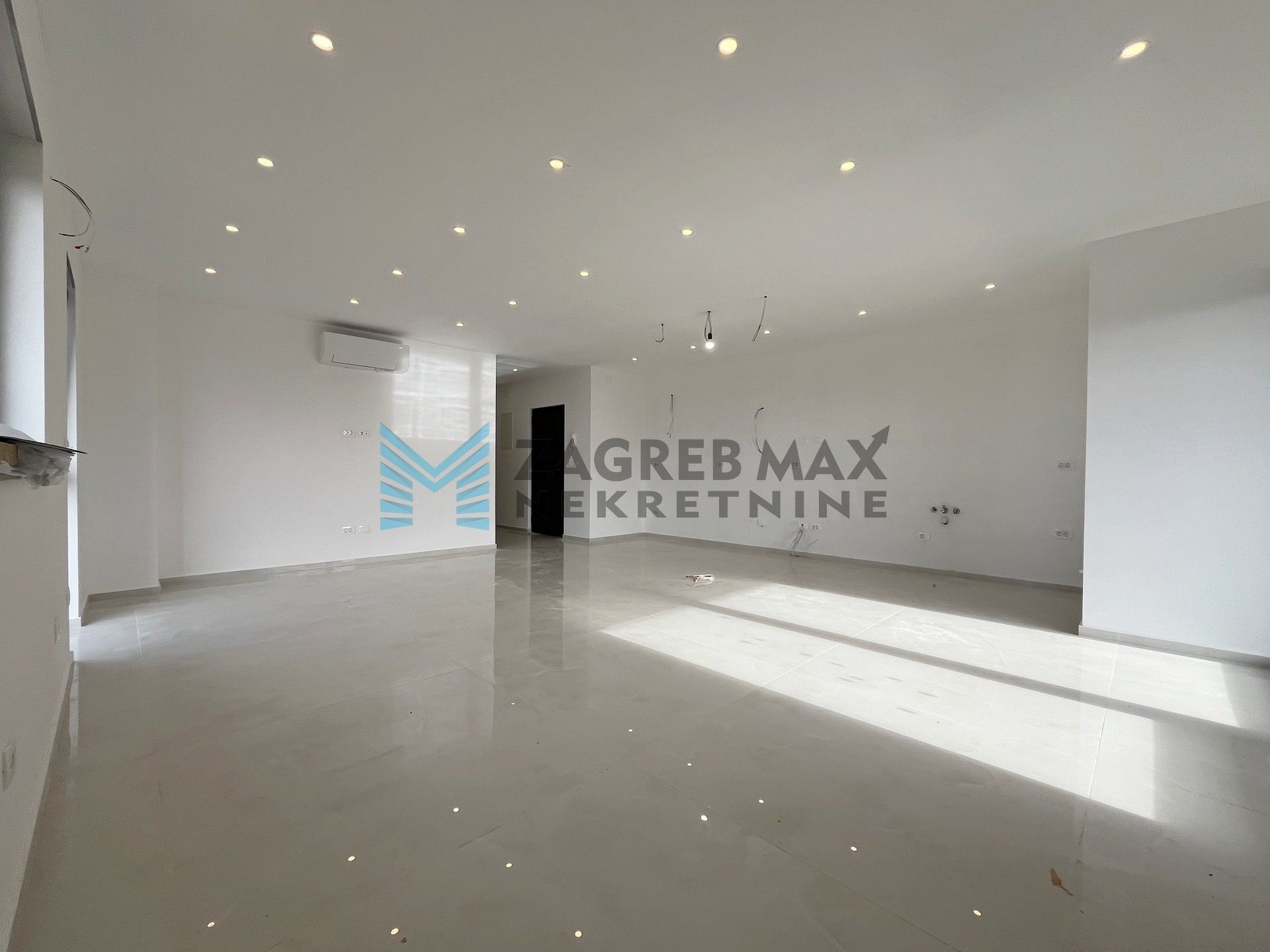 Zagreb - FINIDA – Segetska – 4-sobni, novogradnja, prostran, komforan, 2 balkon