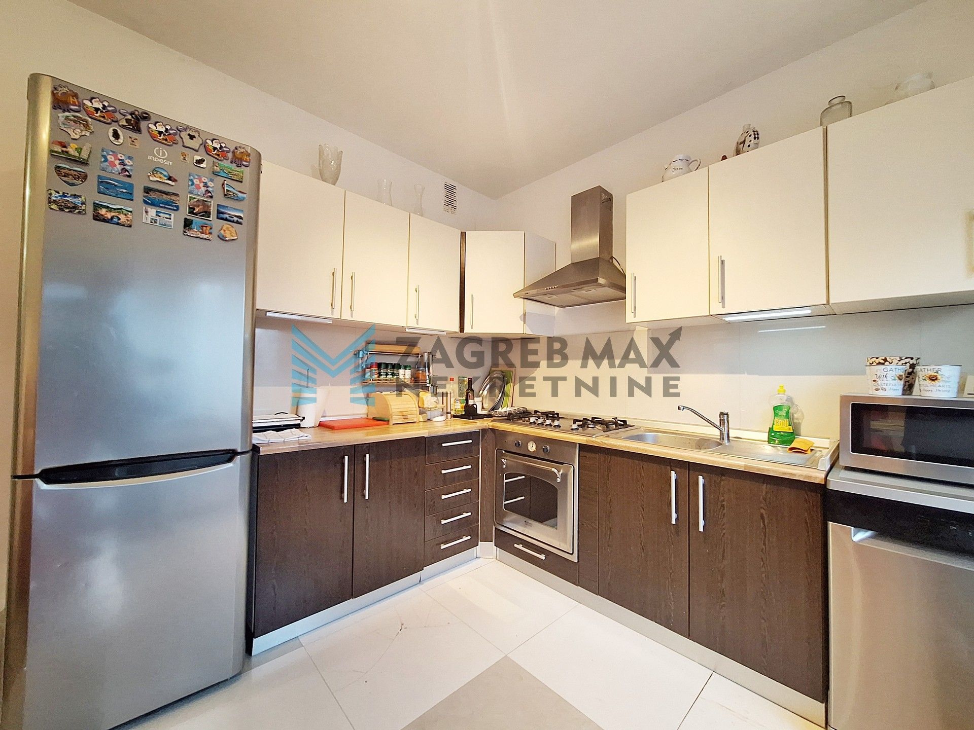 Zagreb - ORANICE - Dinarski put - smještaj za radnike - 12 osoba