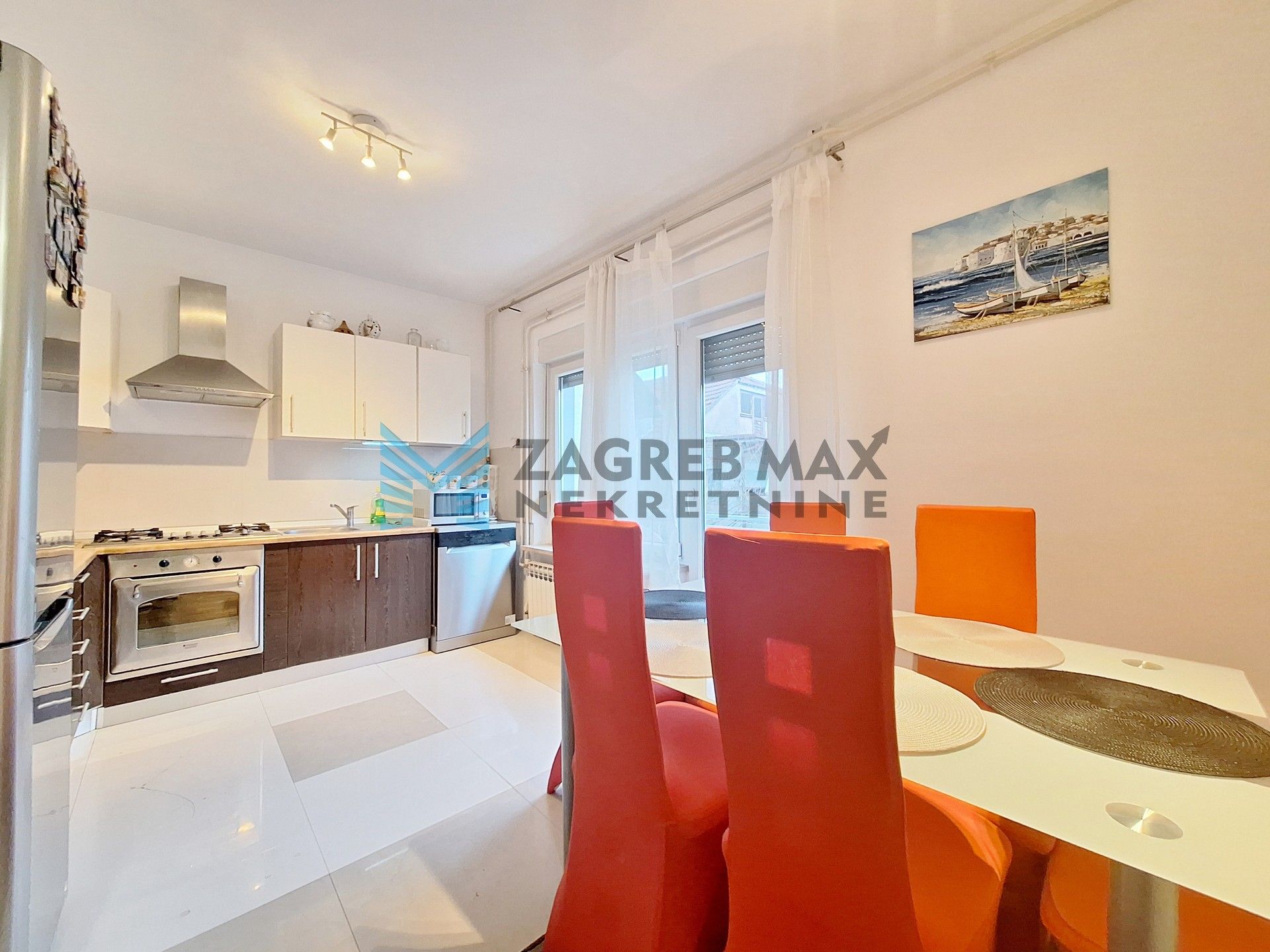 Zagreb - ORANICE - Dinarski put - smještaj za radnike - 12 osoba