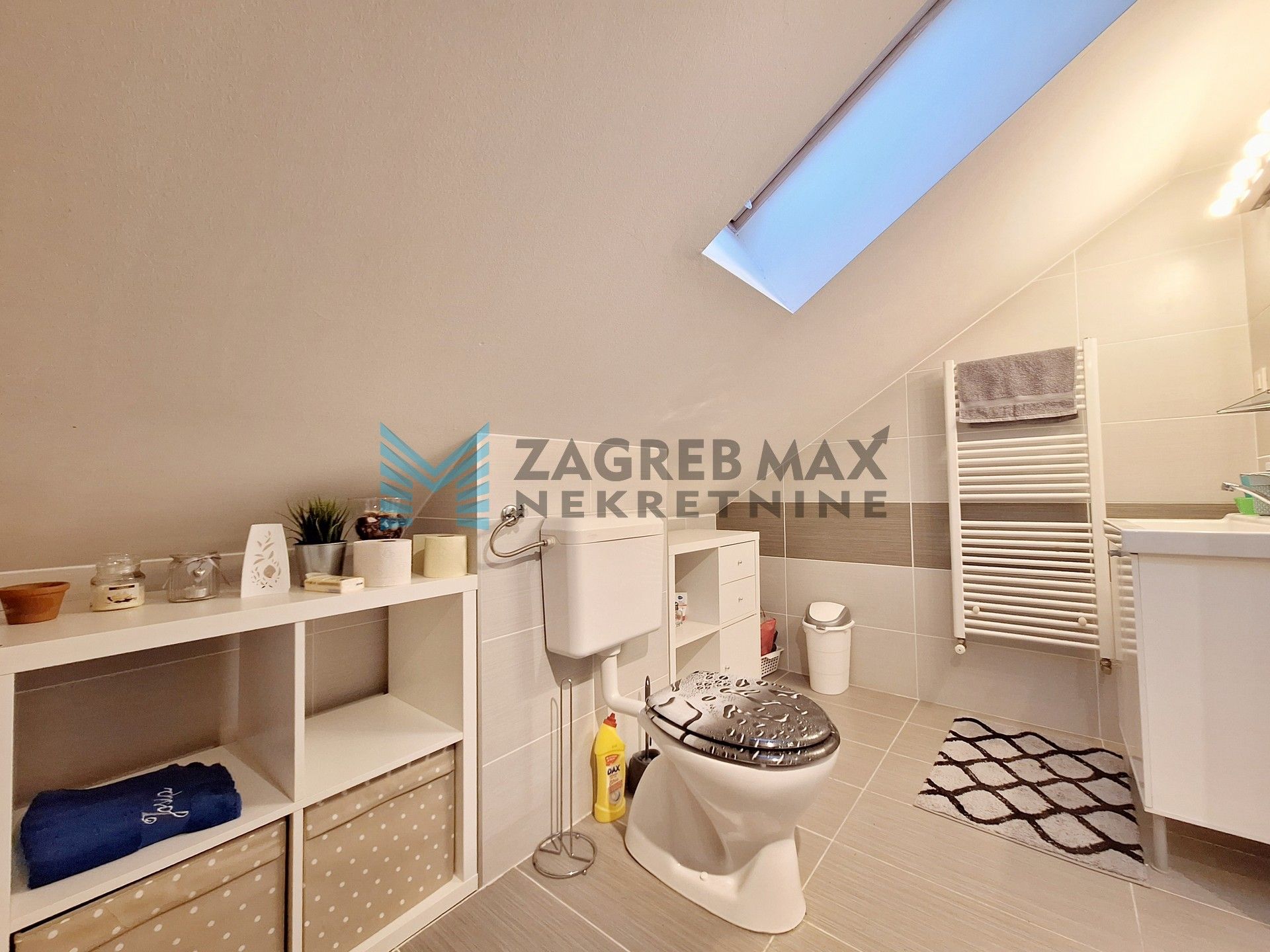 Zagreb - ORANICE - Dinarski put - smještaj za radnike - 12 osoba