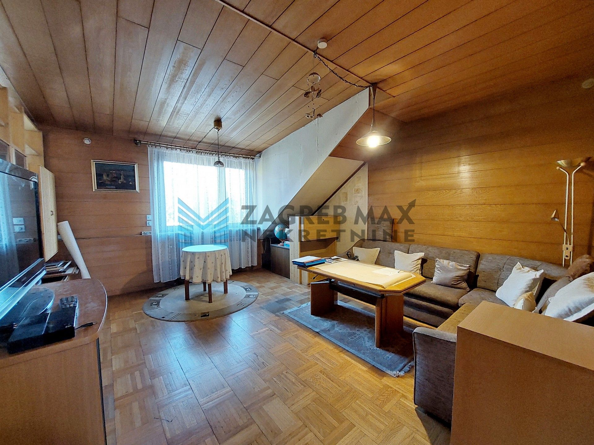 Zagreb - MAKSIMIR - Harambašićeva - 4-sobni, parking, tavan, terasa