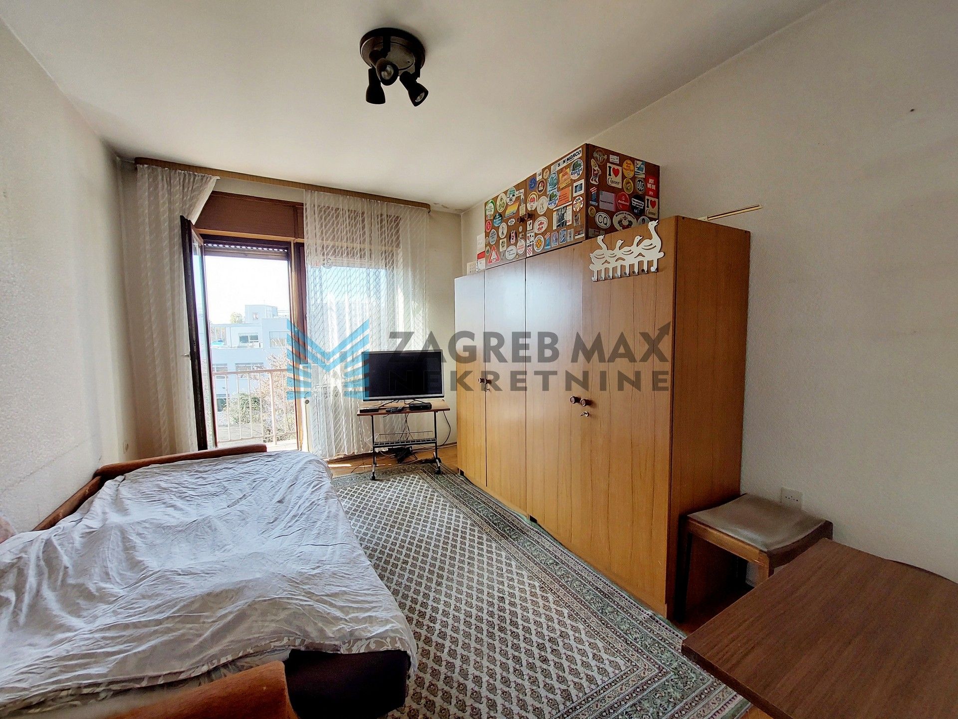 Zagreb - MAKSIMIR - Harambašićeva - 4-sobni, parking, tavan, terasa