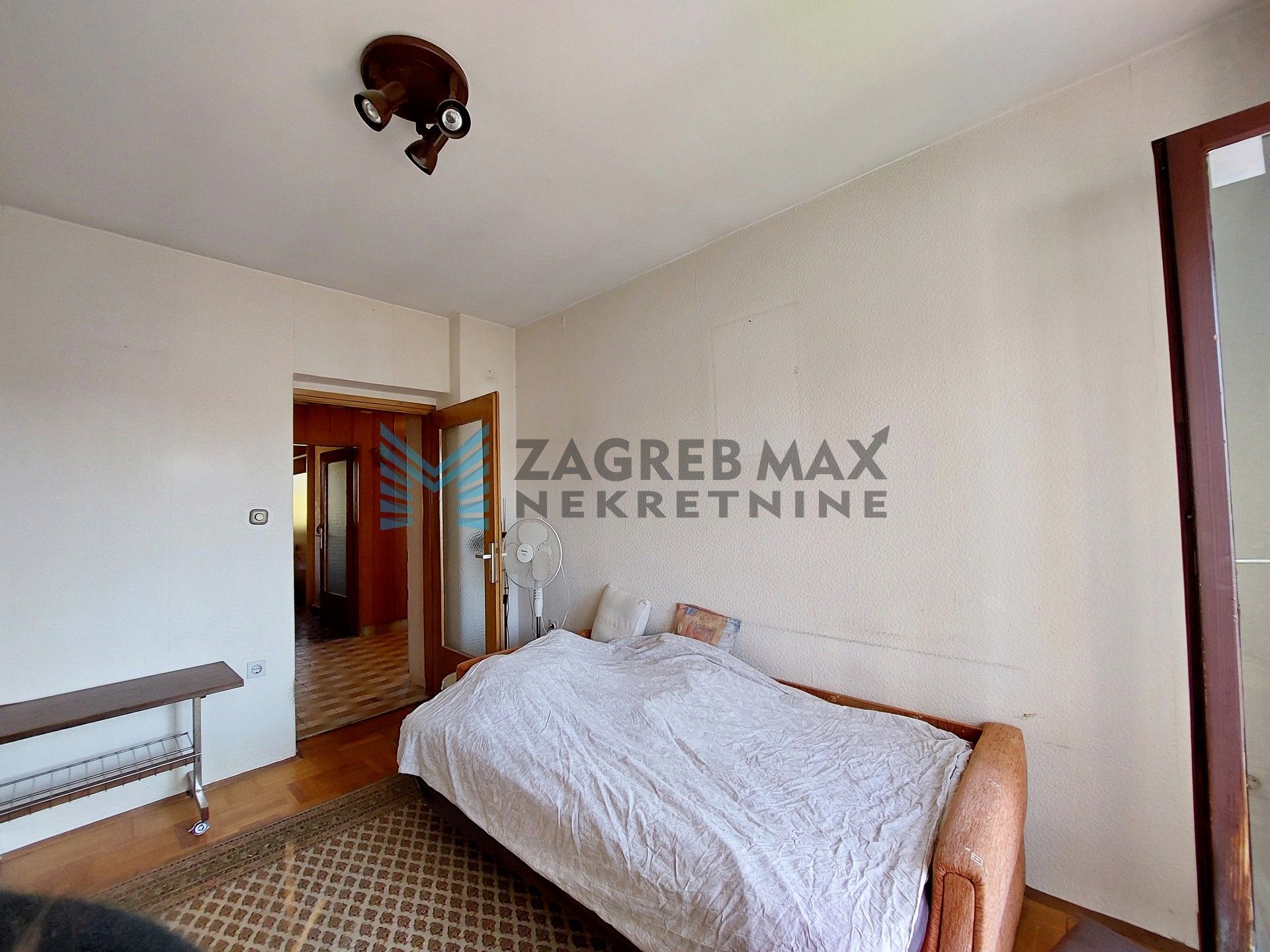 Zagreb - MAKSIMIR - Harambašićeva - 4-sobni, parking, tavan, terasa