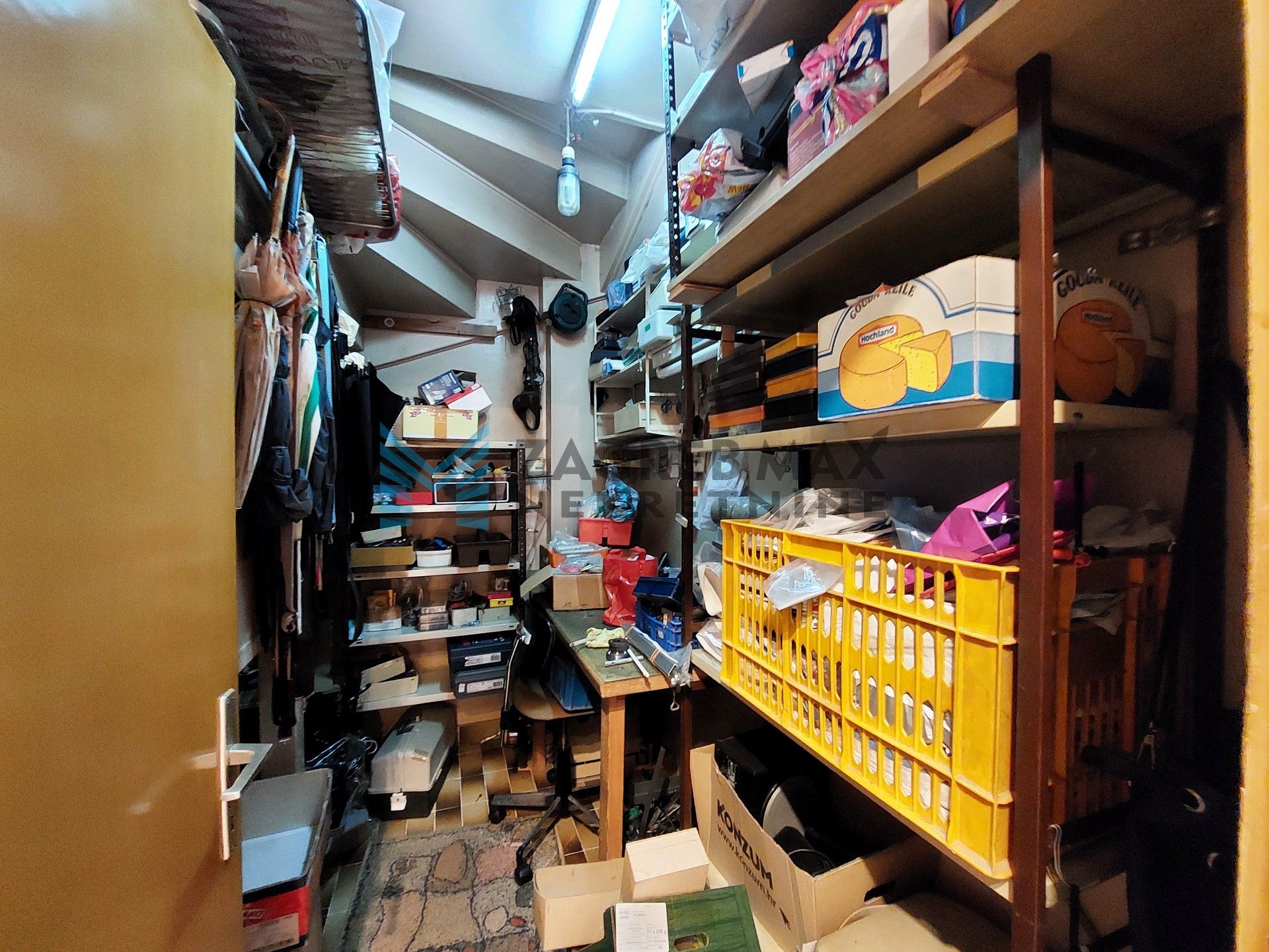 Zagreb - MAKSIMIR - Harambašićeva - 4-sobni, parking, tavan, terasa