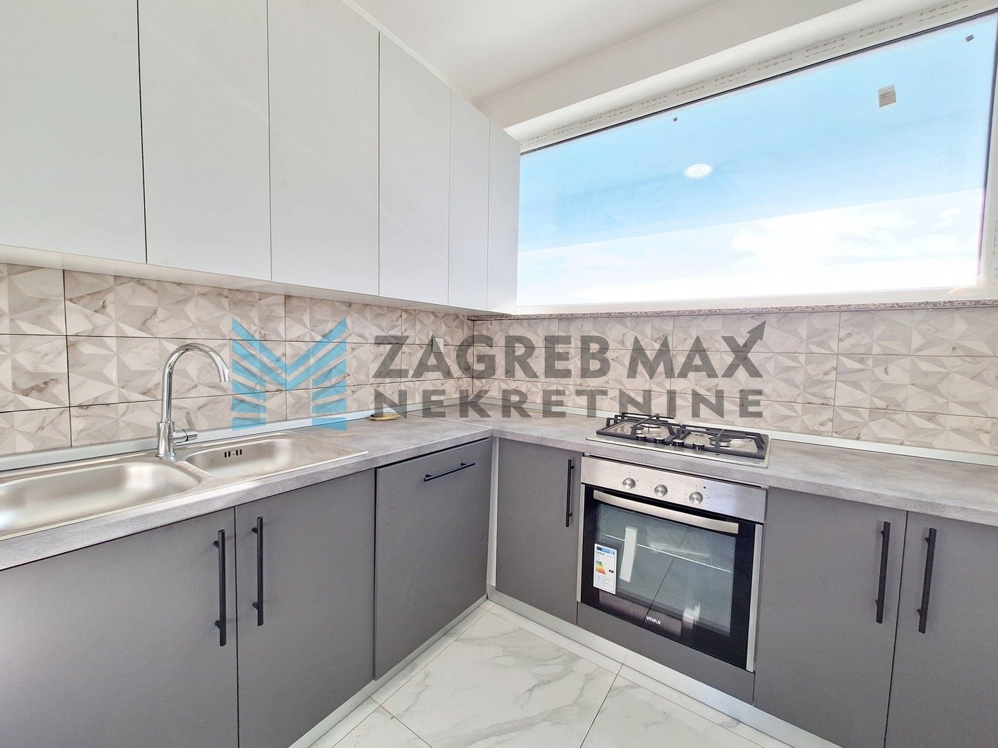 Zagreb - STRUGA NARTSKA - Zagrebačka - poslovni prostor - 100 m2 - P2