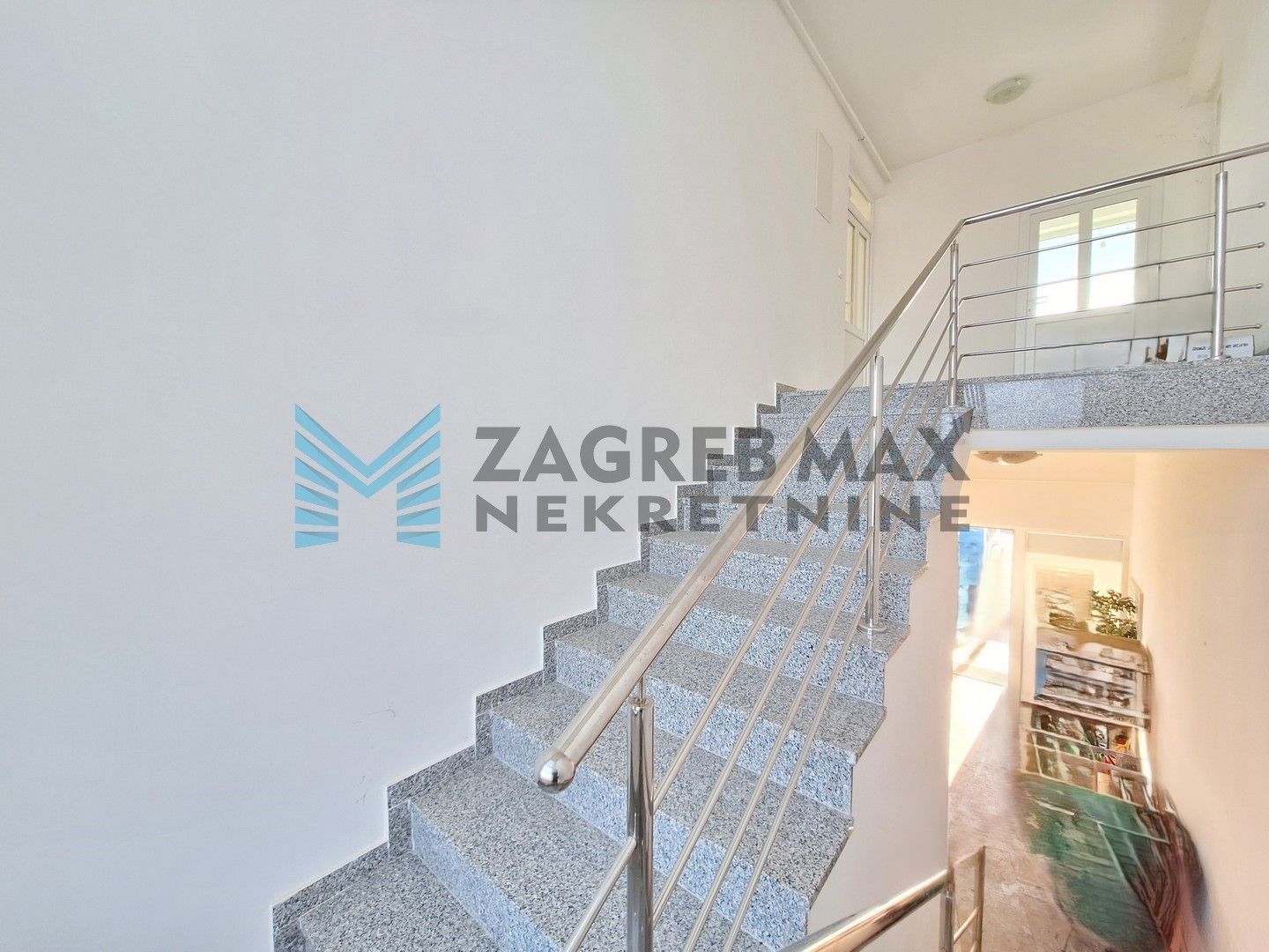 Zagreb - STRUGA NARTSKA - Zagrebačka - poslovni prostor - 69 m2 - P1