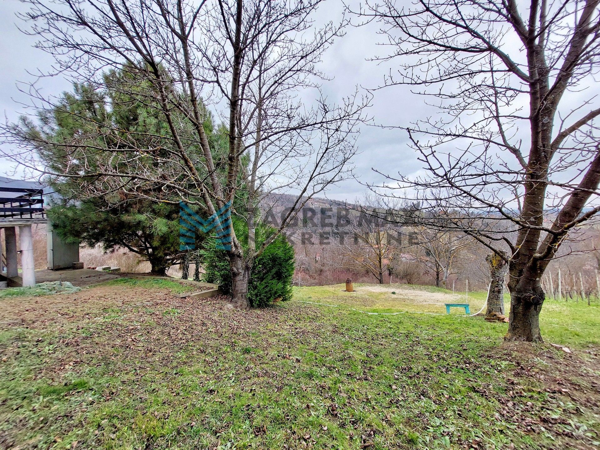 Zagreb - SV.IVAN ZELINA - Kalinje - kuća 58 m2, dvorište 1219 m2