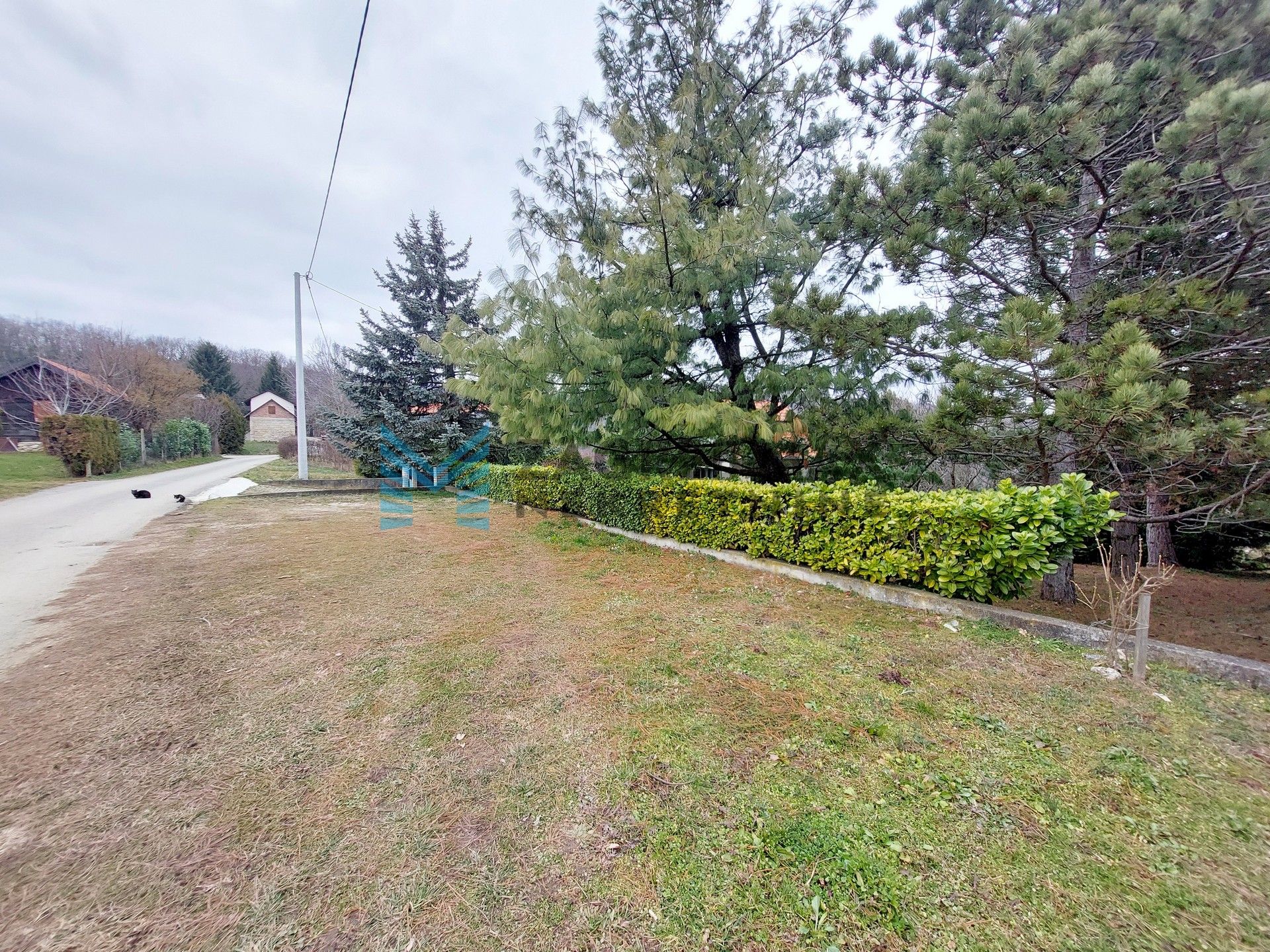 Zagreb - SV.IVAN ZELINA - Kalinje - kuća 58 m2, dvorište 1219 m2