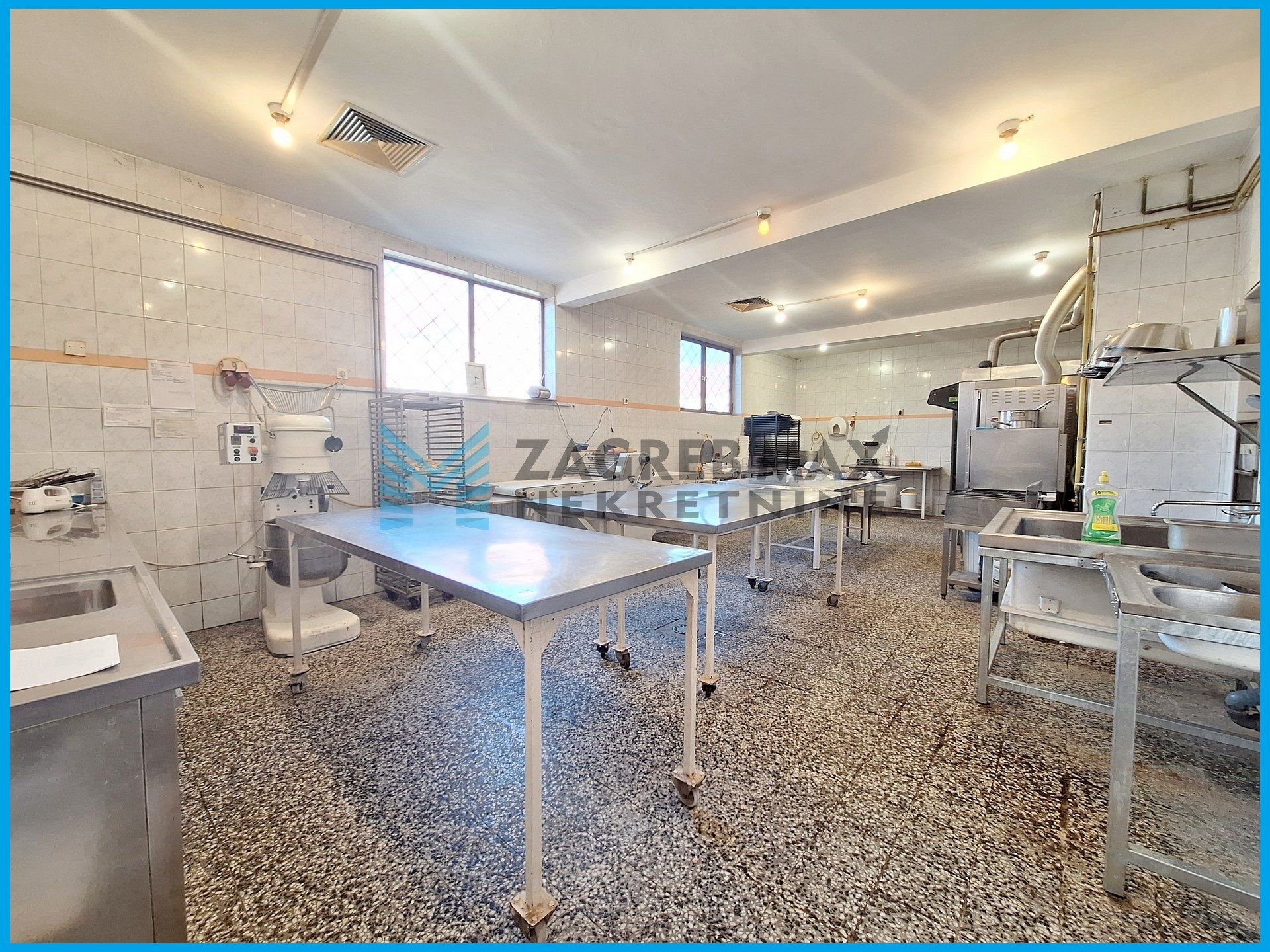 Zagreb - KUSTOŠIJA - Stipanovićeva - proizvodni pogon, komora, s inventarom