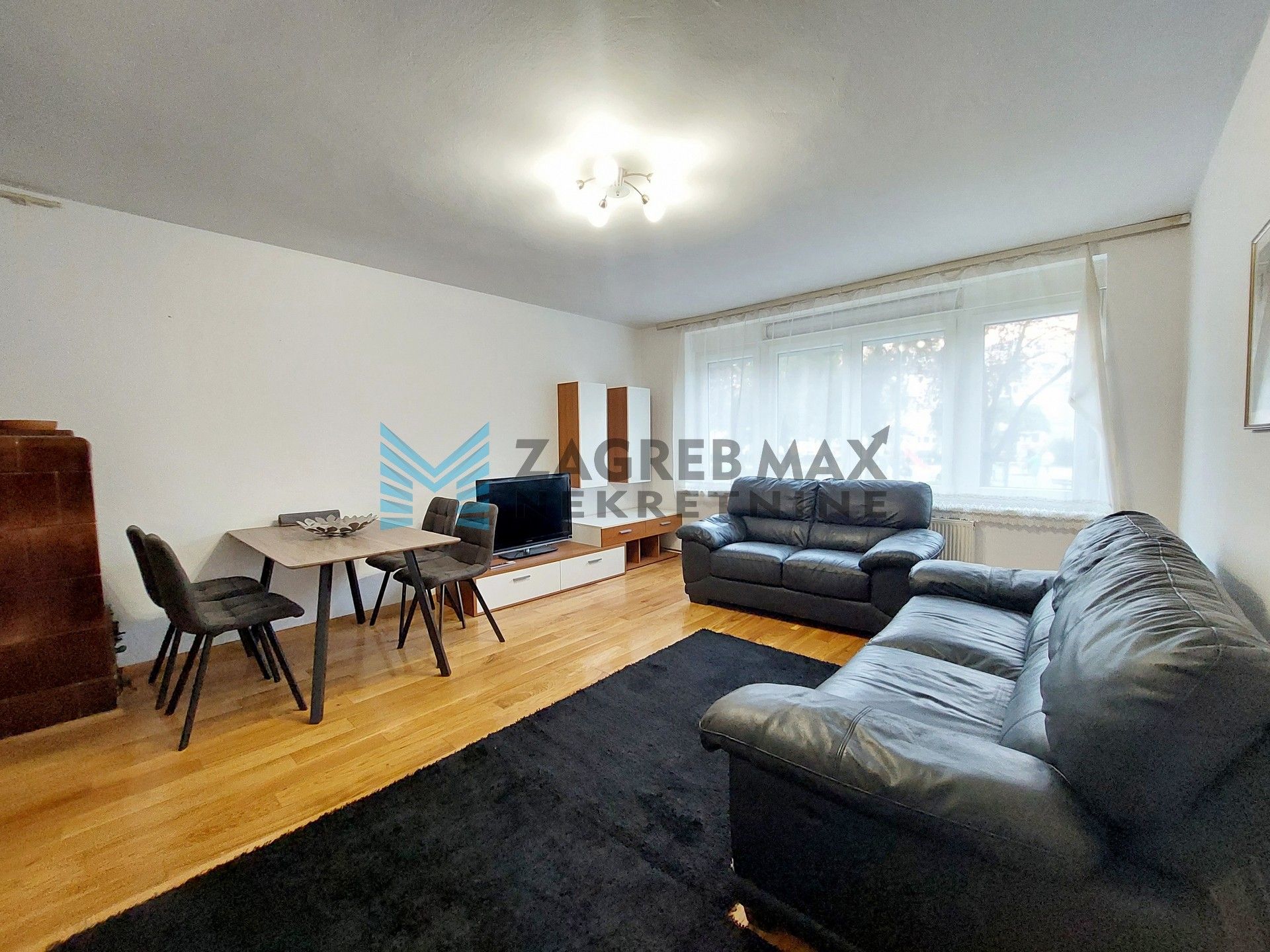 Zagreb - KVATRIĆ - Trg O. Keršovanija - 3-sobni, komforni, svijetao