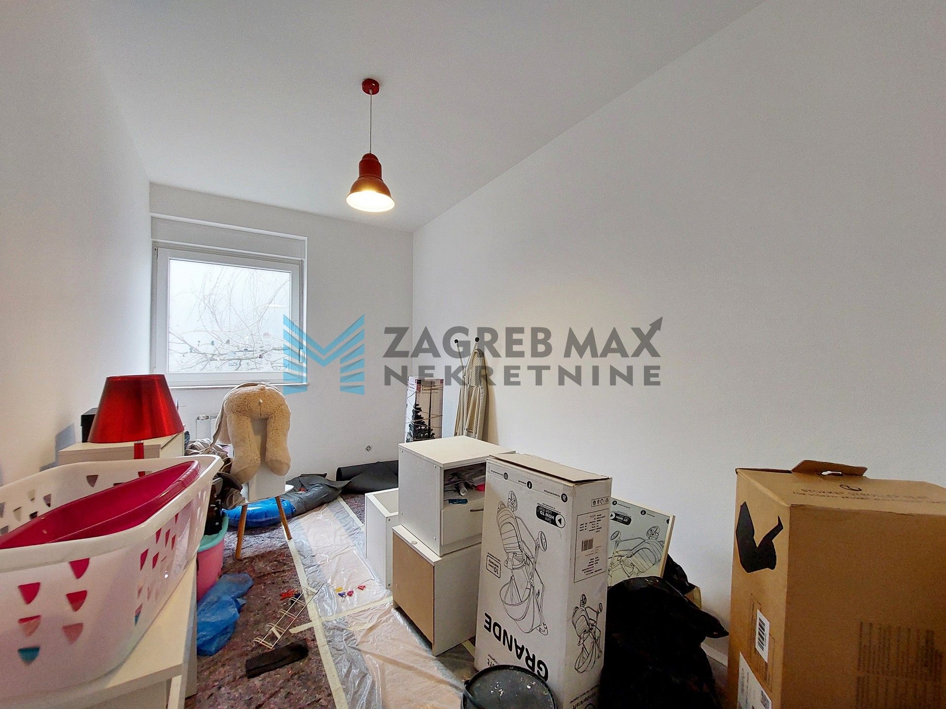 Zagreb - G.BUKOVAC - Gospočak - 4-sobni, svijetao, prostran, 2 parkinga, lođa