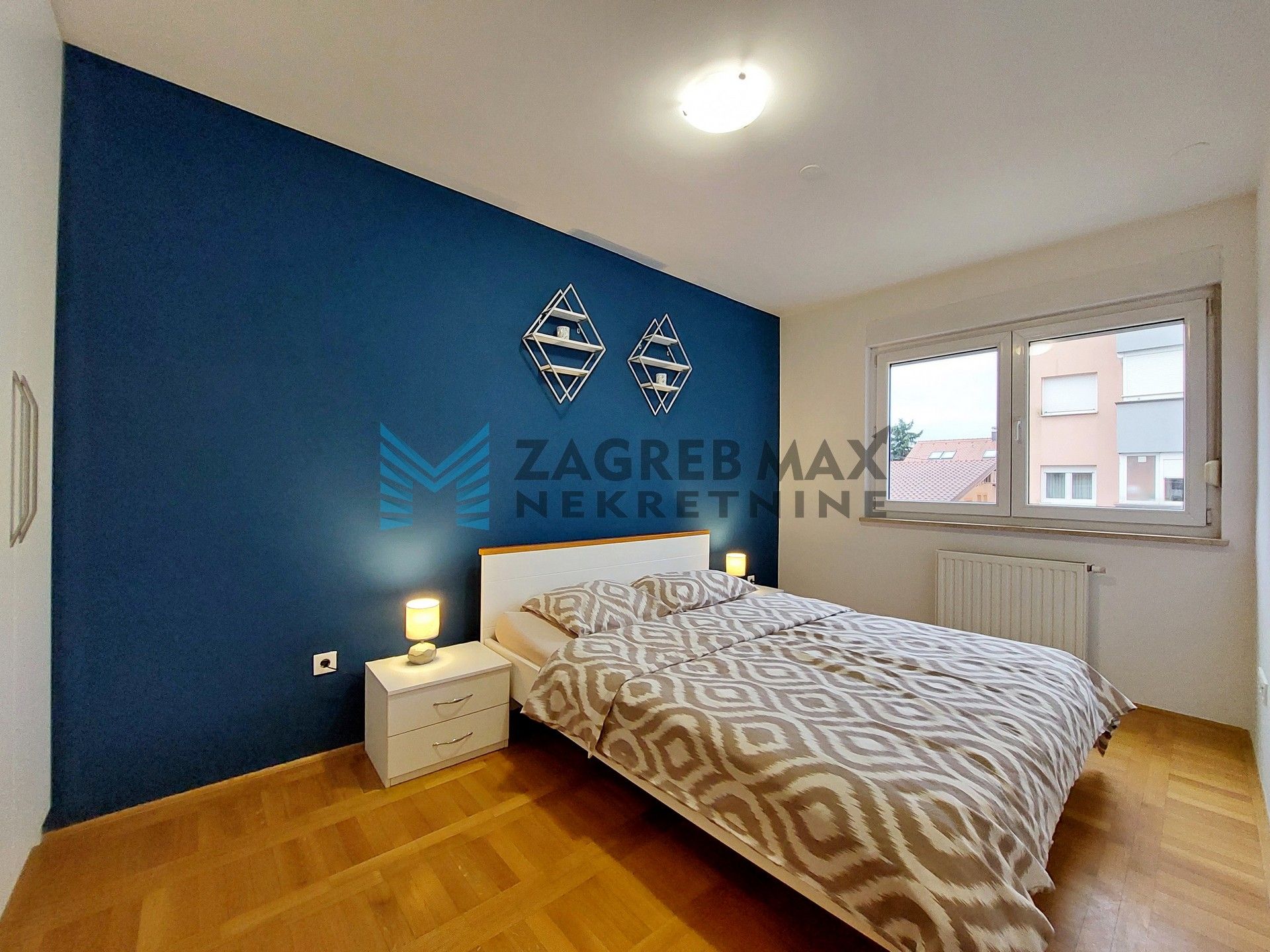 Zagreb - KAJZERICA - Podbrežje - 3-sobni, 1. kat, balkon, garažno mjesto