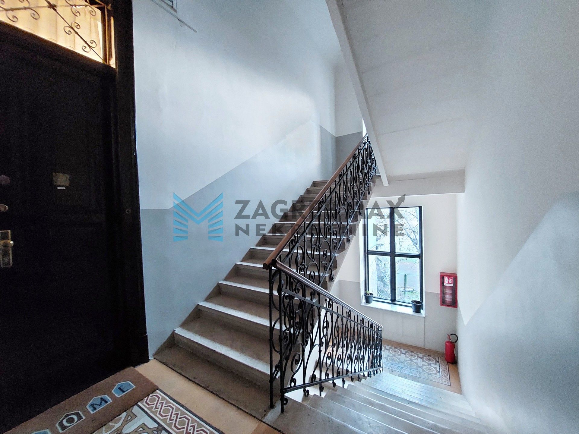 Zagreb - BRITANAC - Primorska - 1-sobni, 48 m2, osvijetljen, terasa