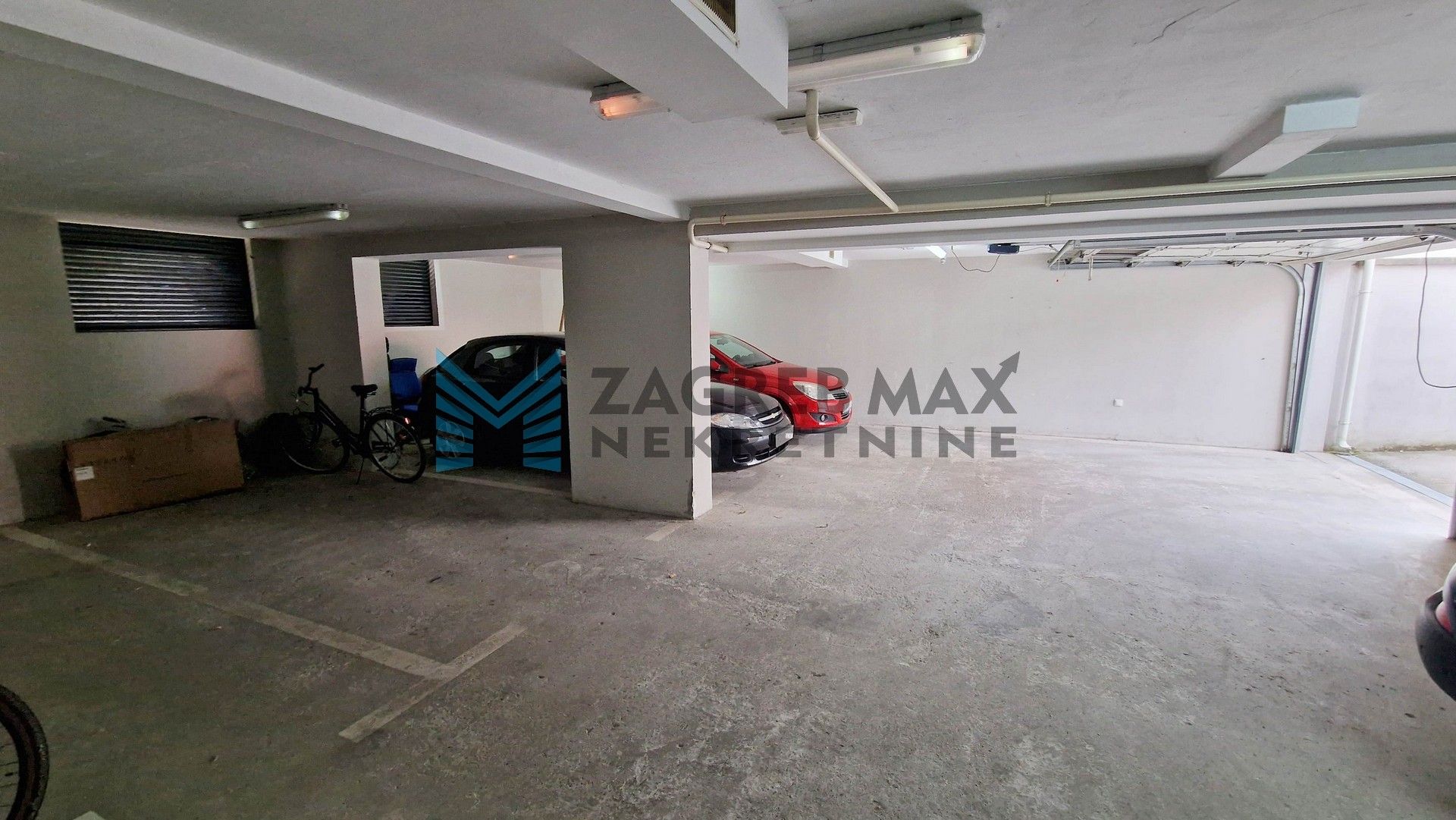 Zagreb - KAJZERICA - Podbrežje - 3-sobni, 1. kat, balkon, garažno mjesto