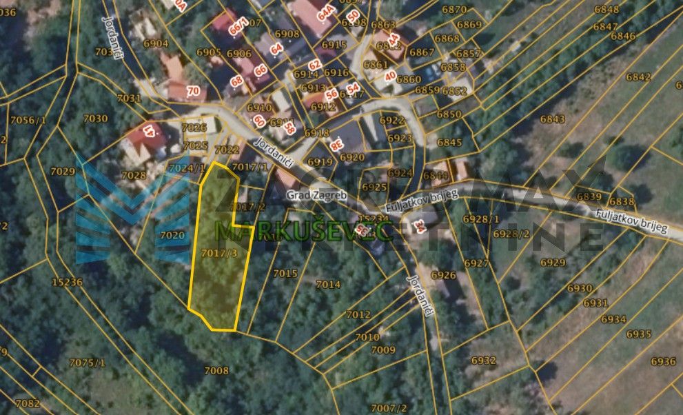 Zagreb - MARKUŠEVEC - Deščevac - zemljište 851 m2, moguća prenamjena