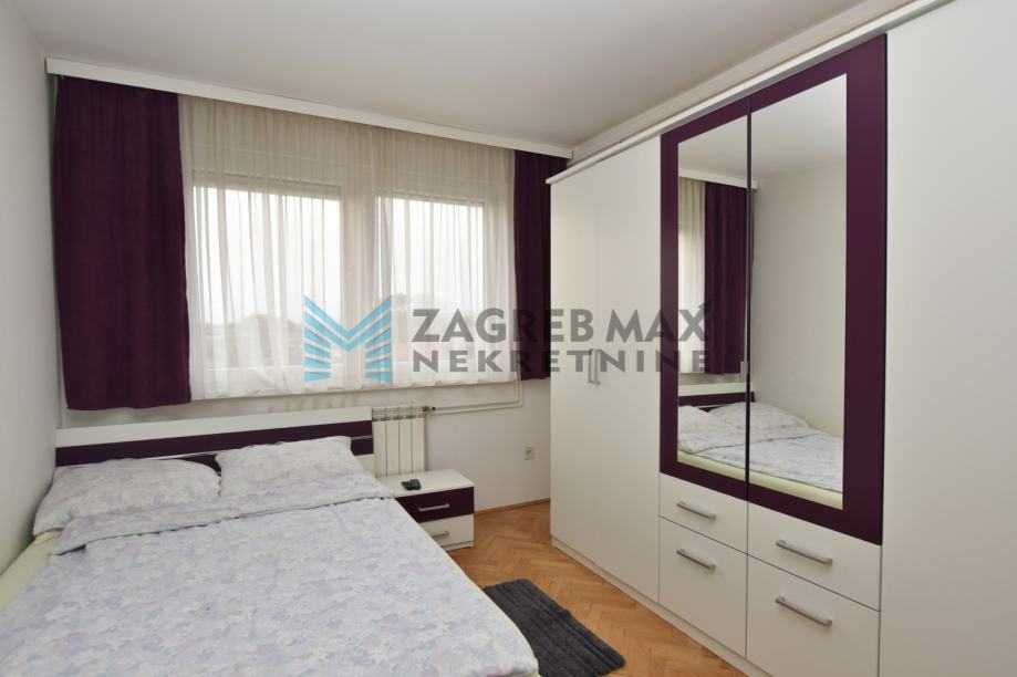 Zagreb - SESVETE - moderan 2-sobni stan 54m2, 3.kat, parking
