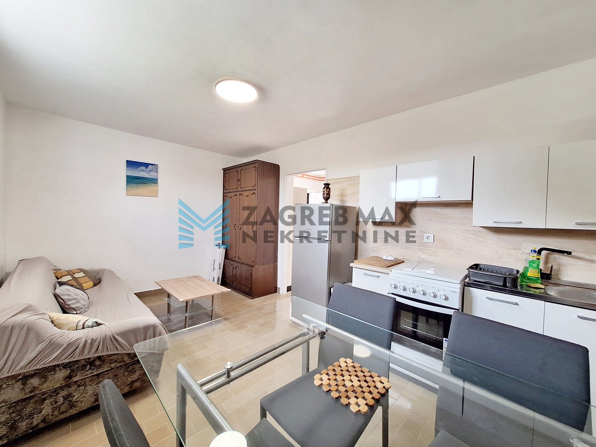 Zagreb - KUPINEC - smještaj za radnike - 4 osobe (iznajmljivanje)