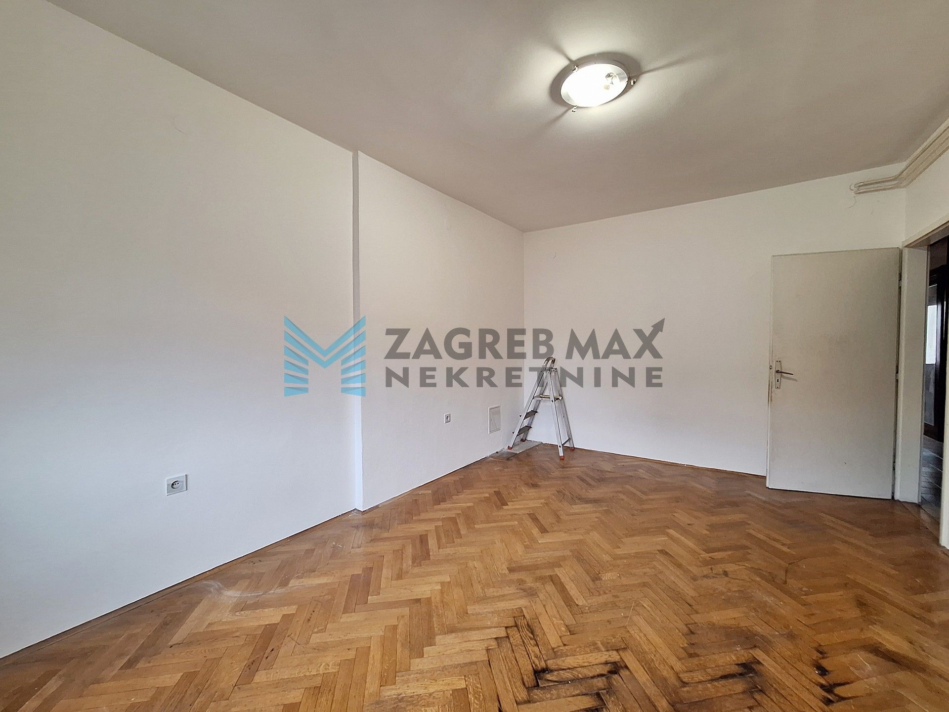 Zagreb - TREŠNJEVKA – Bosiljevska – 3-sobni, terasa, spremište, BEZ PROVIZIJE