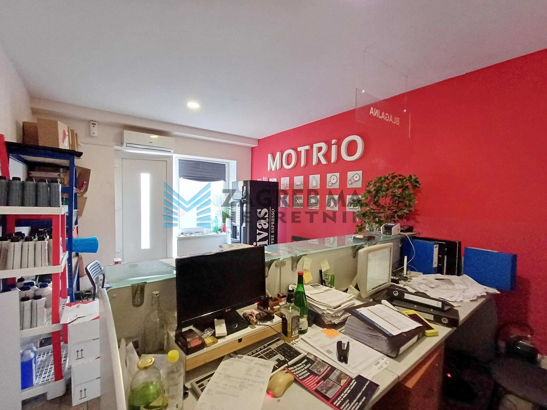 Zagreb - IVANJA REKA - Sv.Ivana - 2 poslovna prostora