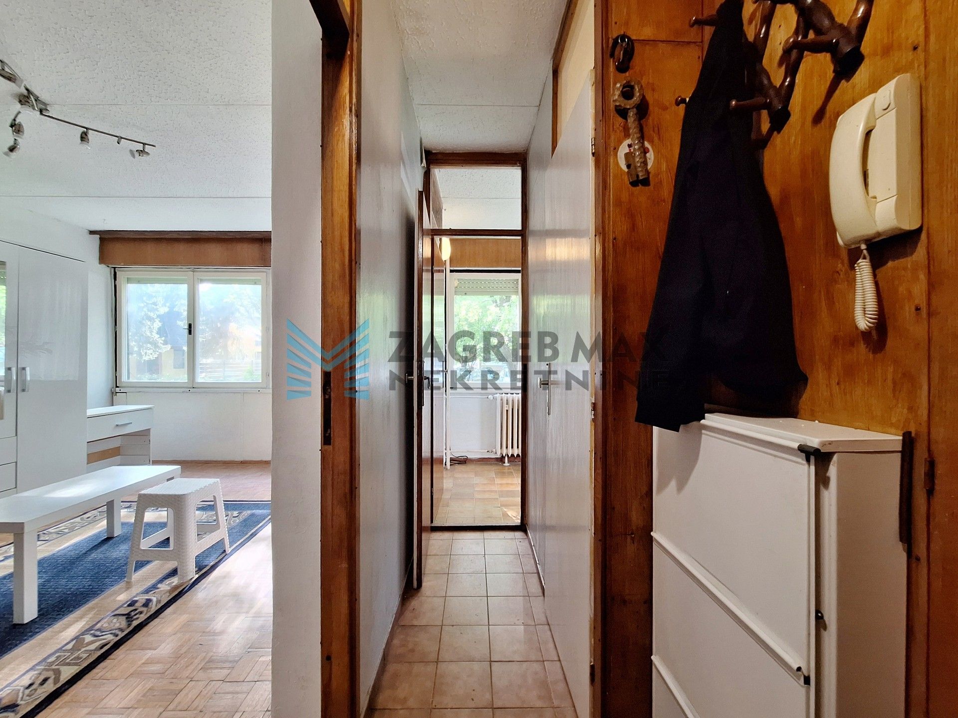 Zagreb - UTRINA – Šišićeva – 1-sobni, komforan, niske režije, prizemlje