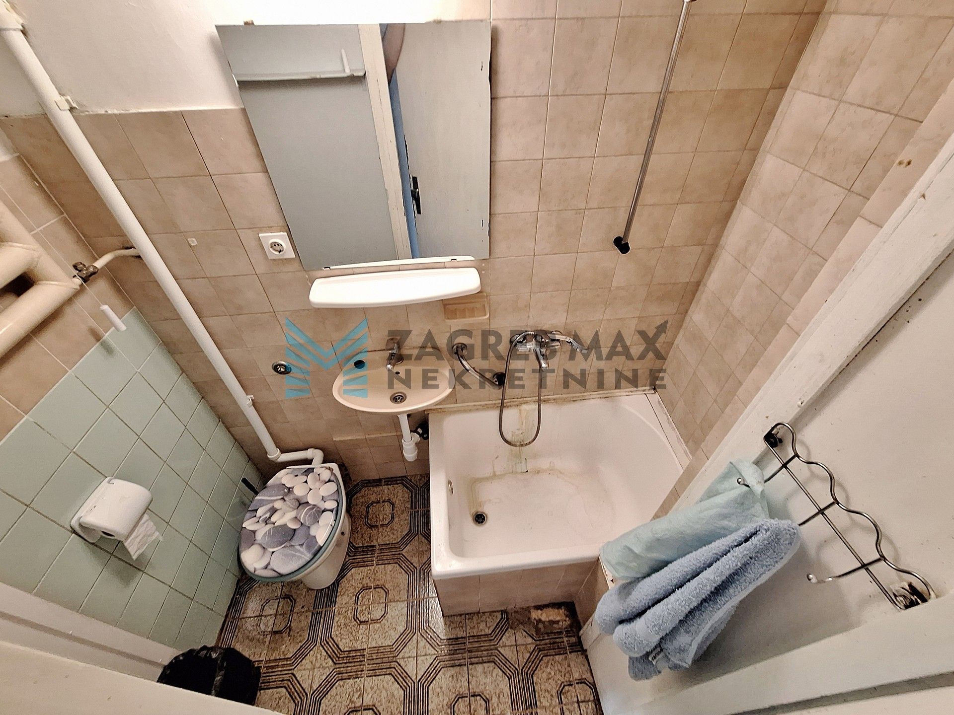 Zagreb - UTRINA – Šišićeva – 1-sobni, komforan, niske režije, prizemlje