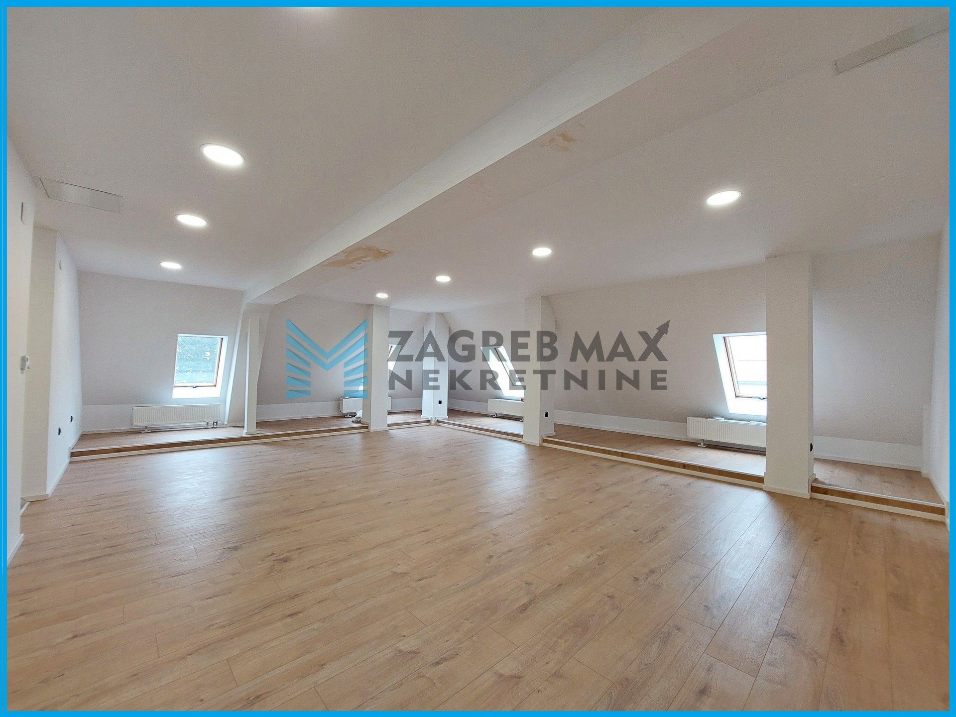 Zagreb - IVANIĆ - Savska - 4-sobni, renoviran, prostran, svijetao