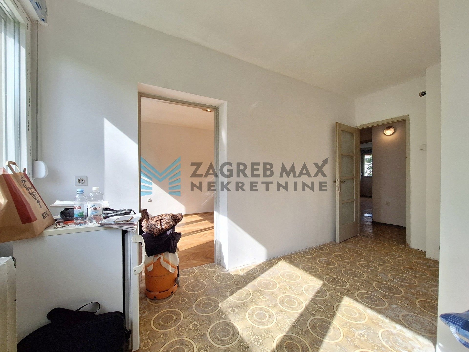 Zagreb - SIGET – 2-sobni, v.prizemlje, komforan, svijetao, blizina Avenue Malla