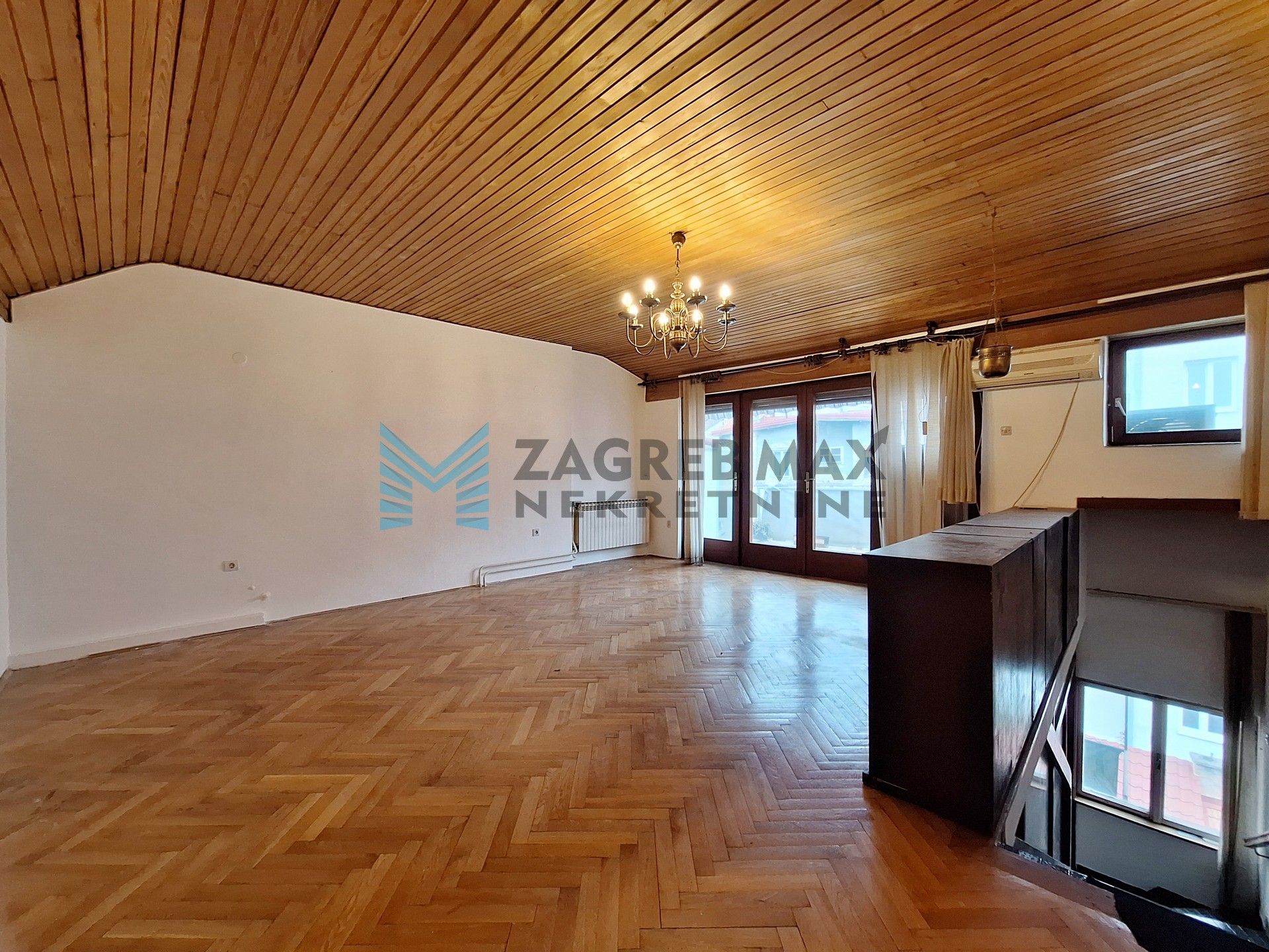 Zagreb - TREŠNJEVKA – Bosiljevska – 3-sobni, terasa, spremište, BEZ PROVIZIJE