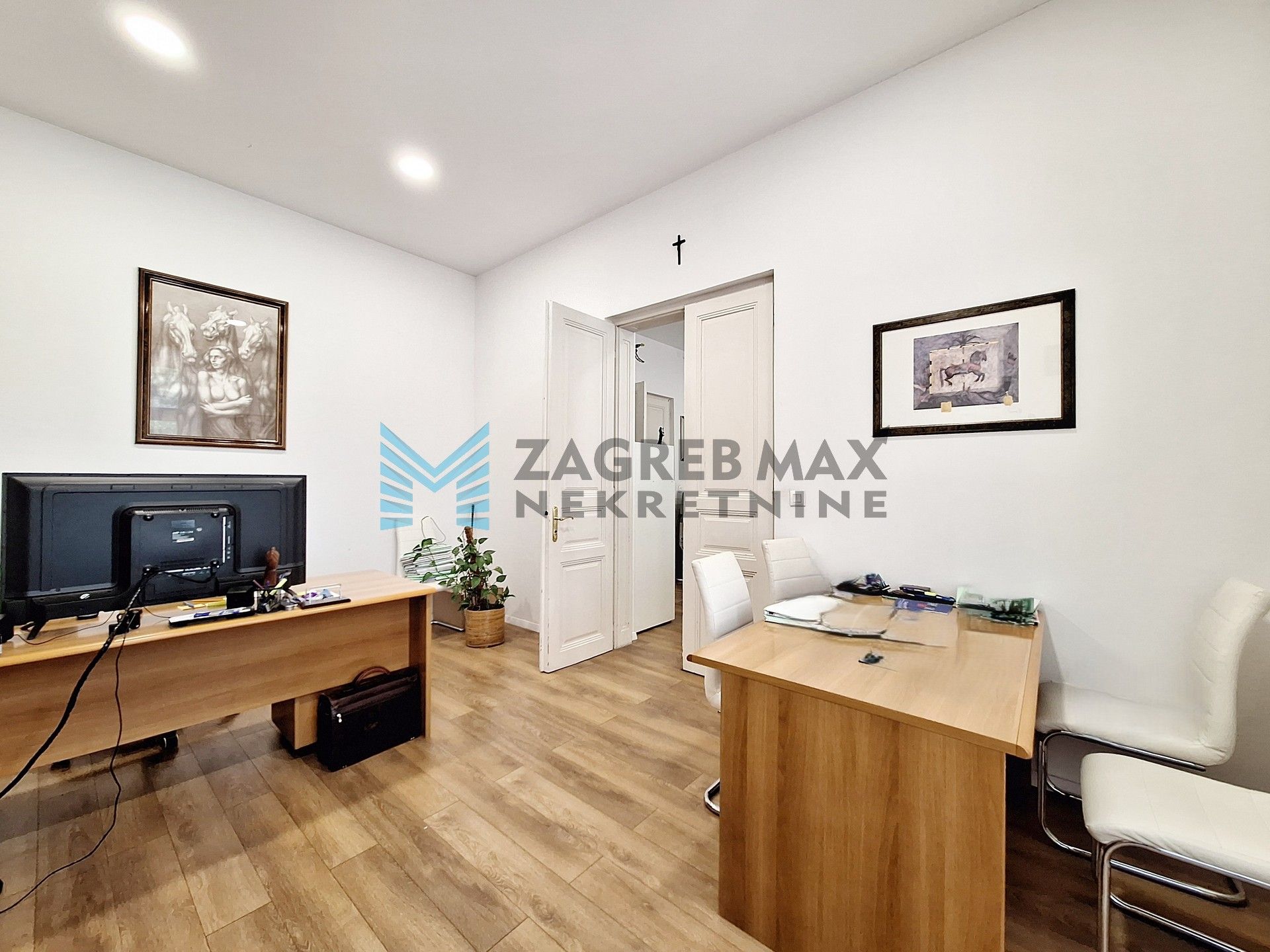 Zagreb - DONJI GRAD - Republike Austrije - 5-sobni, prostran, podrum