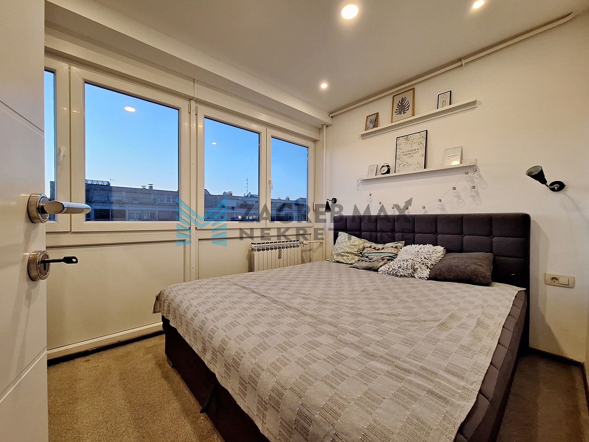 Zagreb - ZAPRUĐE – Balokovićeva – 3-sobni stan s 2 zasebne stambene jedinice