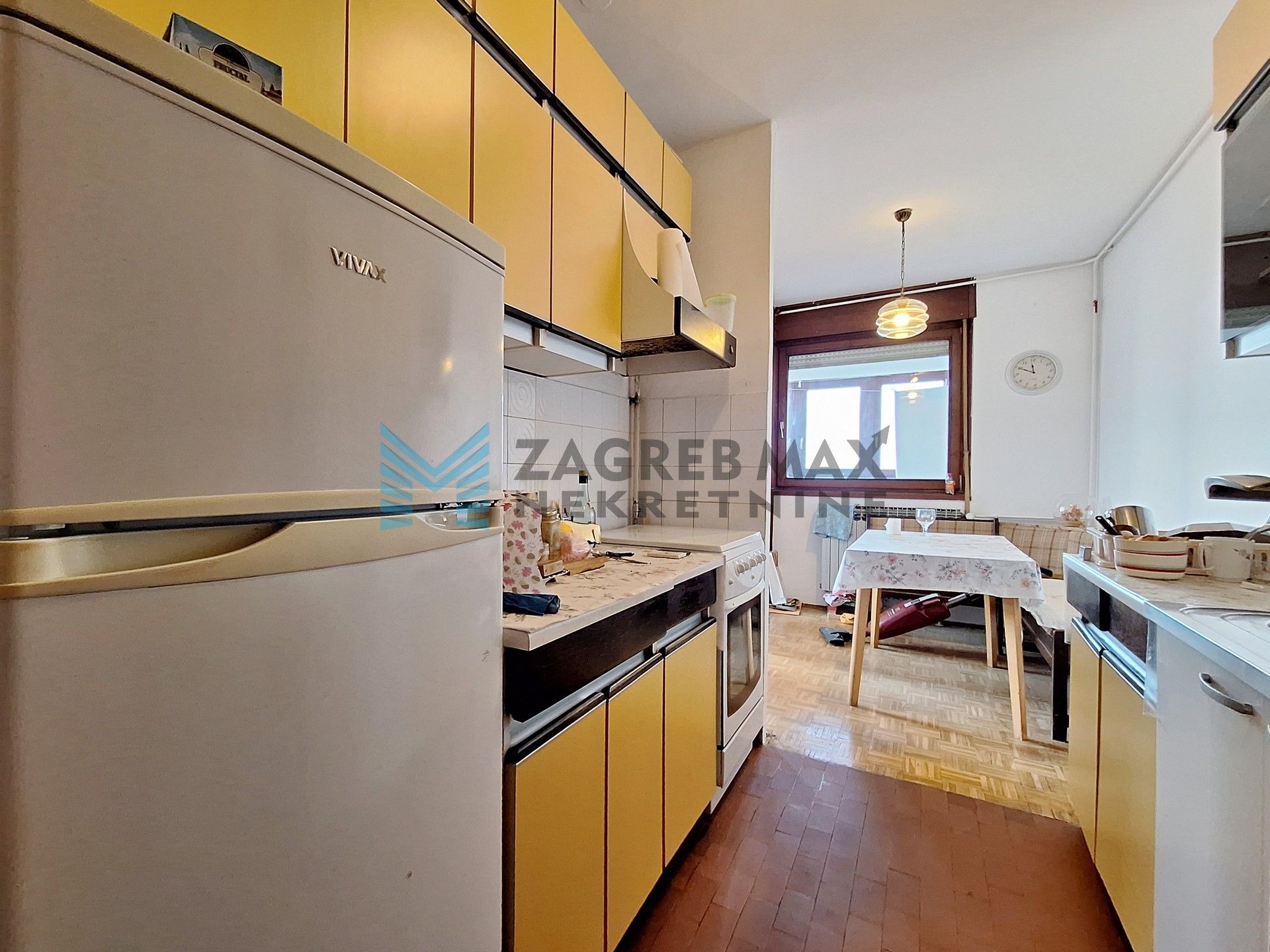 Zagreb - PREČKO – Jarnovićeva – 3-sobni, komforan, 2 lođe, lift, mirno, pogled