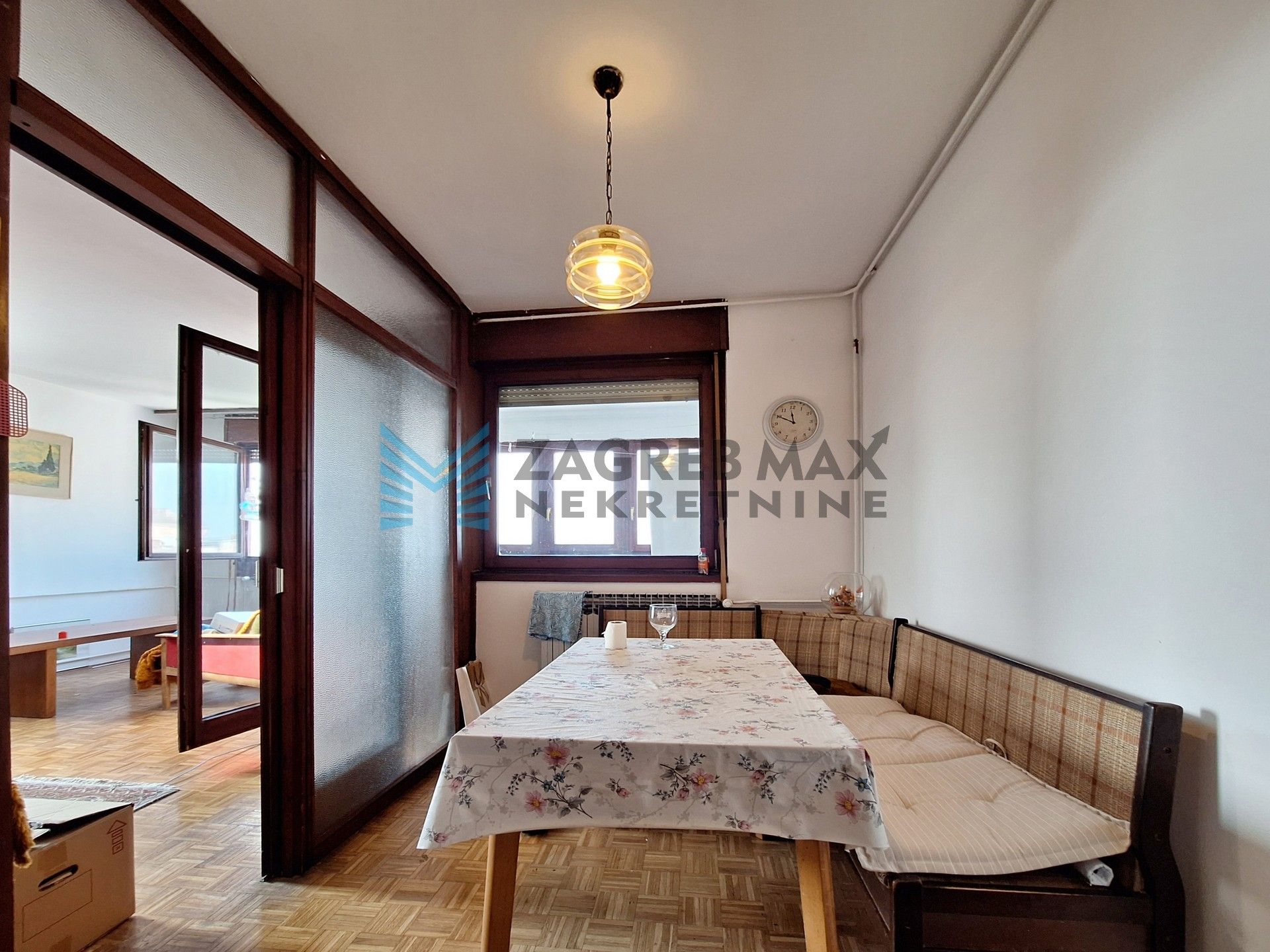 Zagreb - PREČKO – Jarnovićeva – 3-sobni, komforan, 2 lođe, lift, mirno, pogled