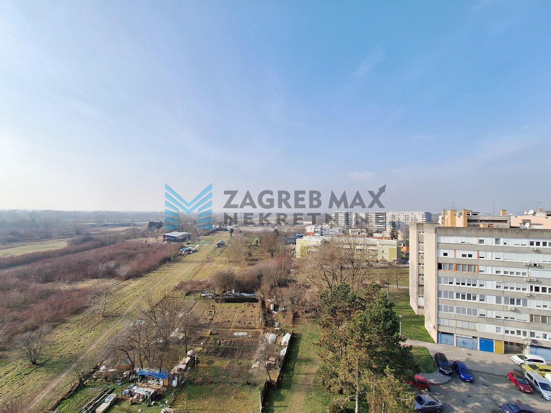 Zagreb - PREČKO – Jarnovićeva – 3-sobni, komforan, 2 lođe, lift, mirno, pogled