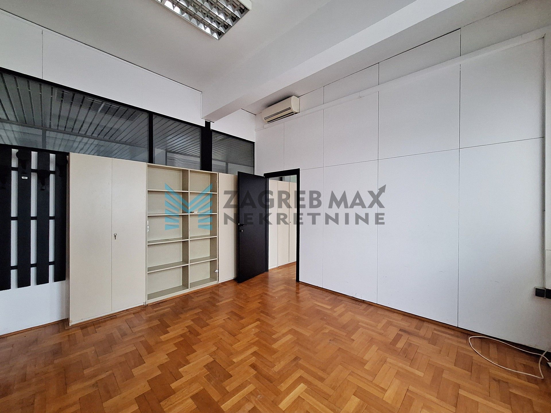 Zagreb - FOLNEGOVIĆEVO – Rakušina – poslovni prostor – 480 m2