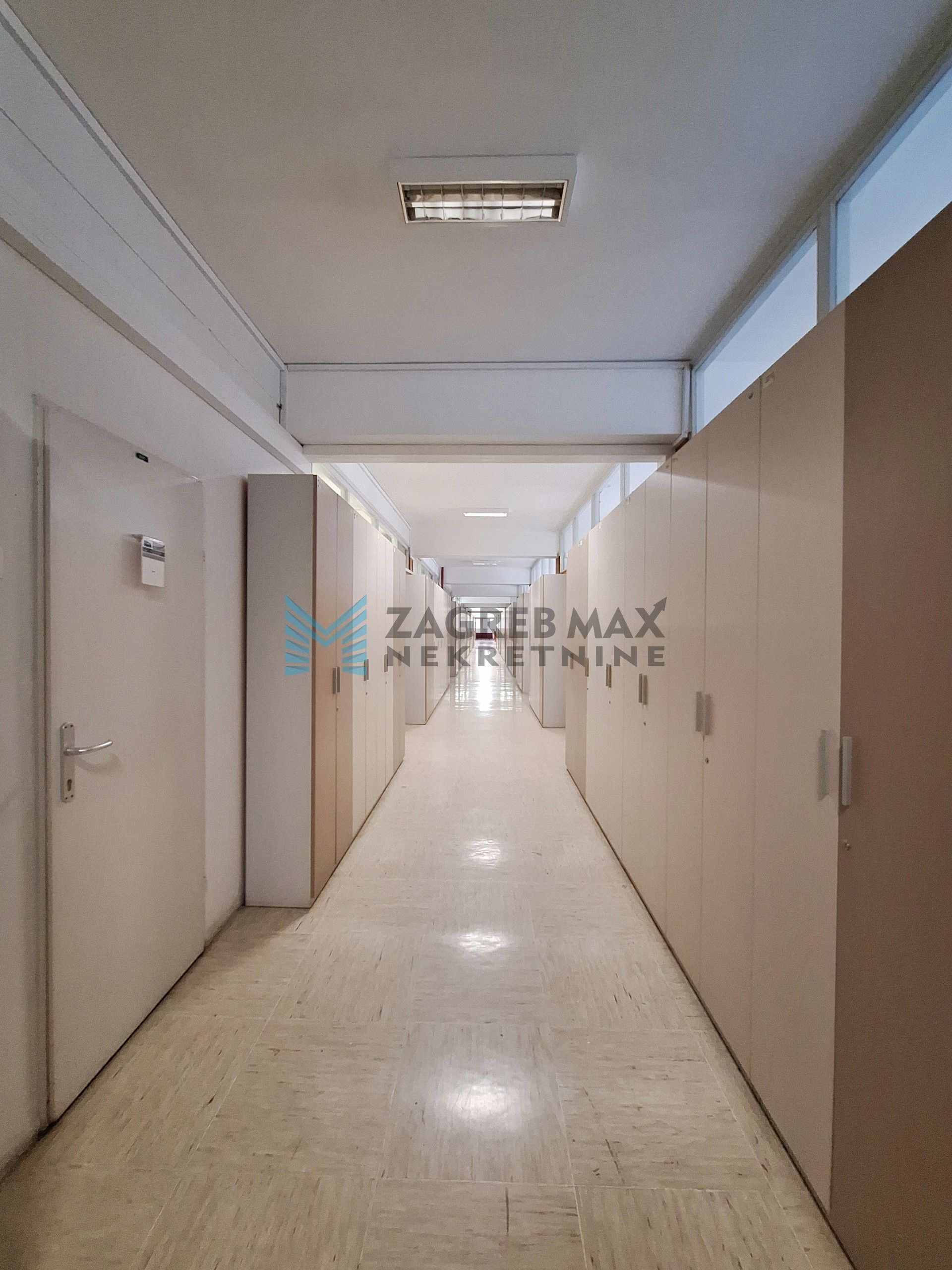 Zagreb - FOLNEGOVIĆEVO – Rakušina – poslovni prostor – 480 m2