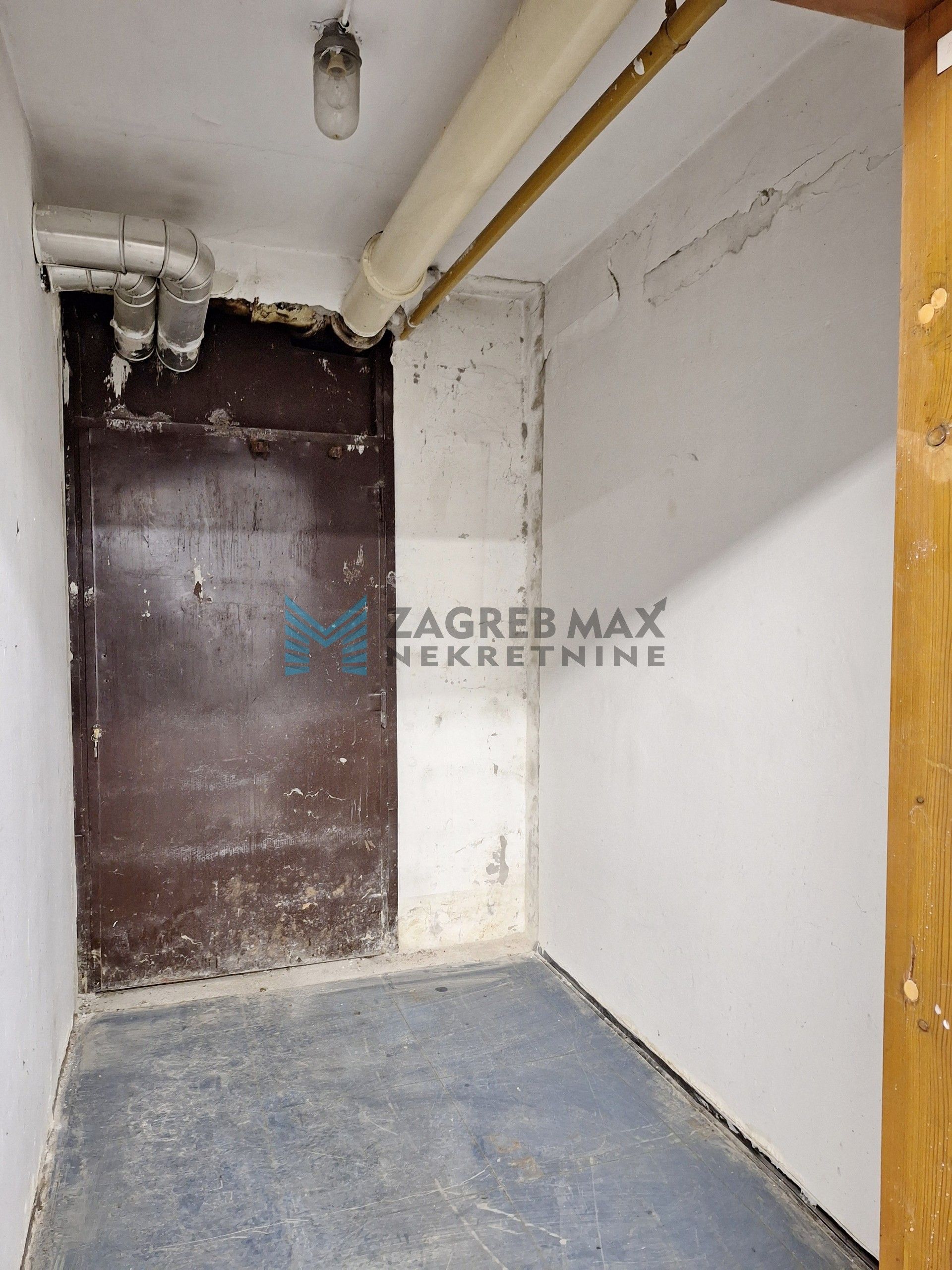 Zagreb - FOLNEGOVIĆEVO – Sachsova – poslovni prostor – 174 m2