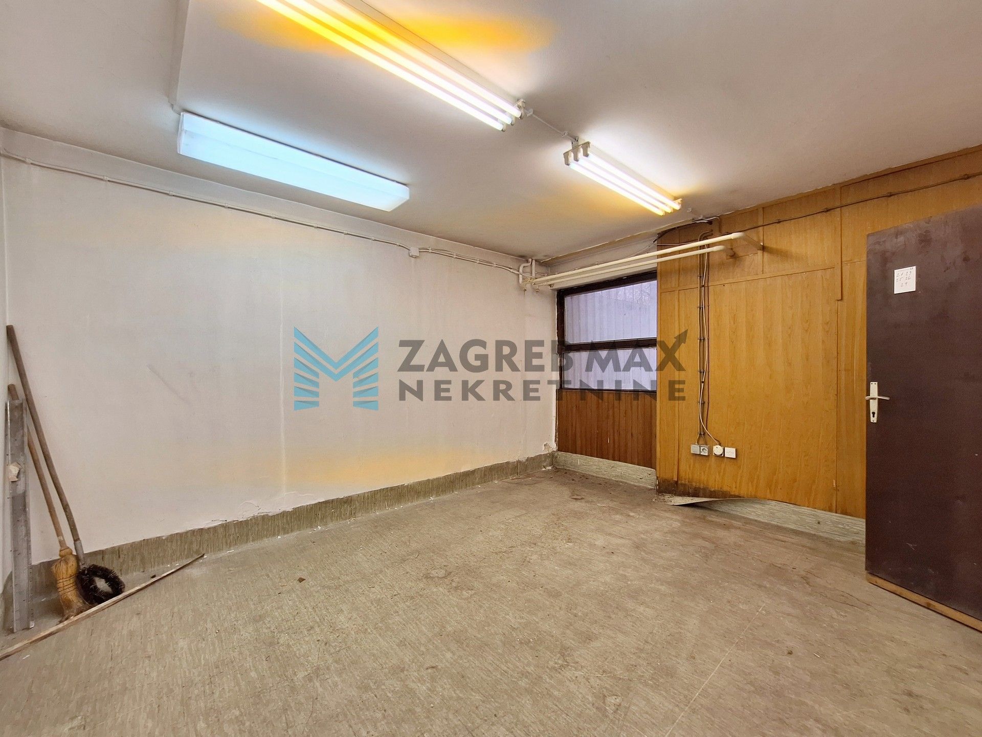 Zagreb - FOLNEGOVIĆEVO – Sachsova – poslovni prostor – 174 m2