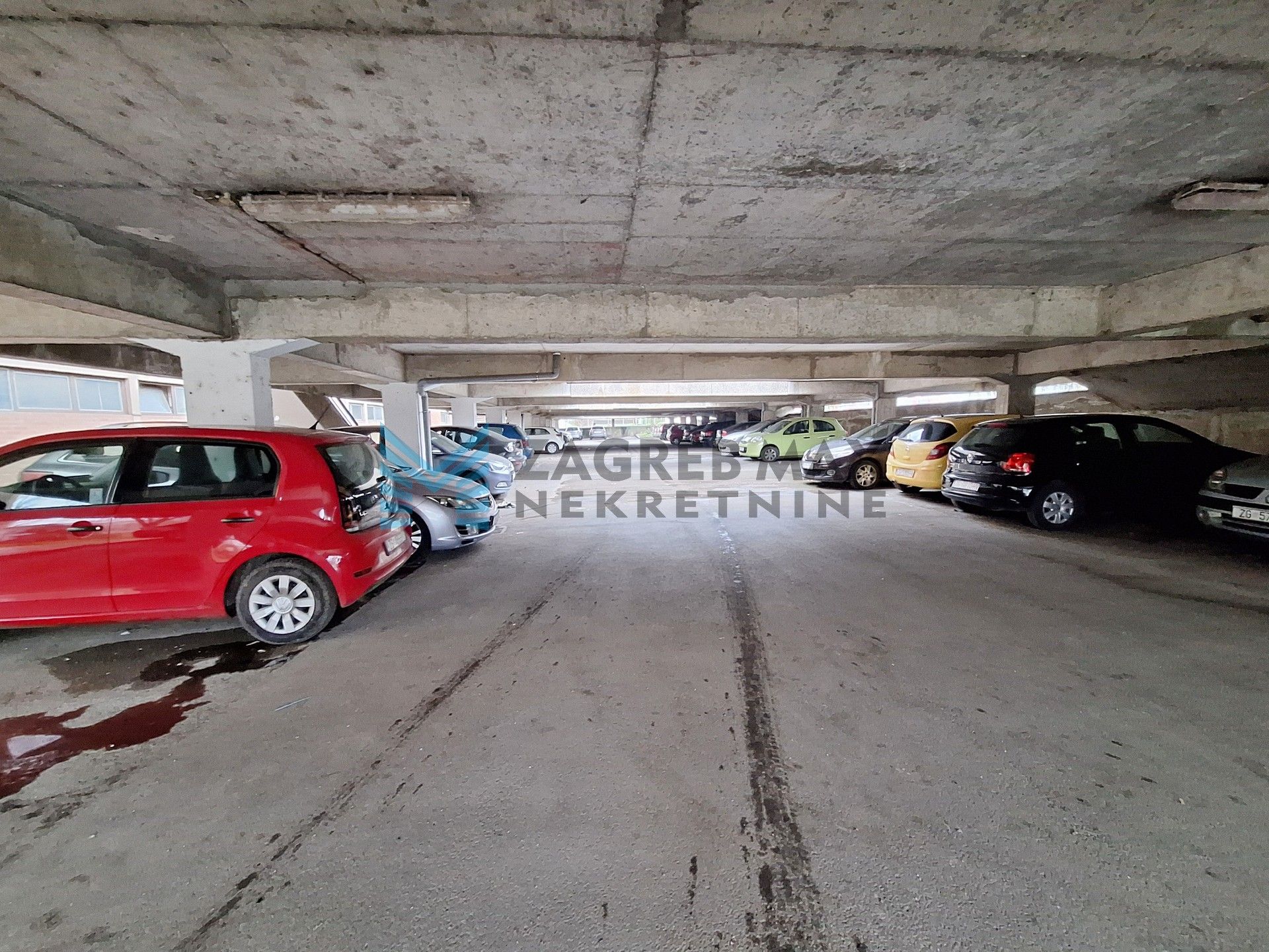 Zagreb - FOLNEGOVIĆEVO – Sachsova – poslovni prostor – 174 m2