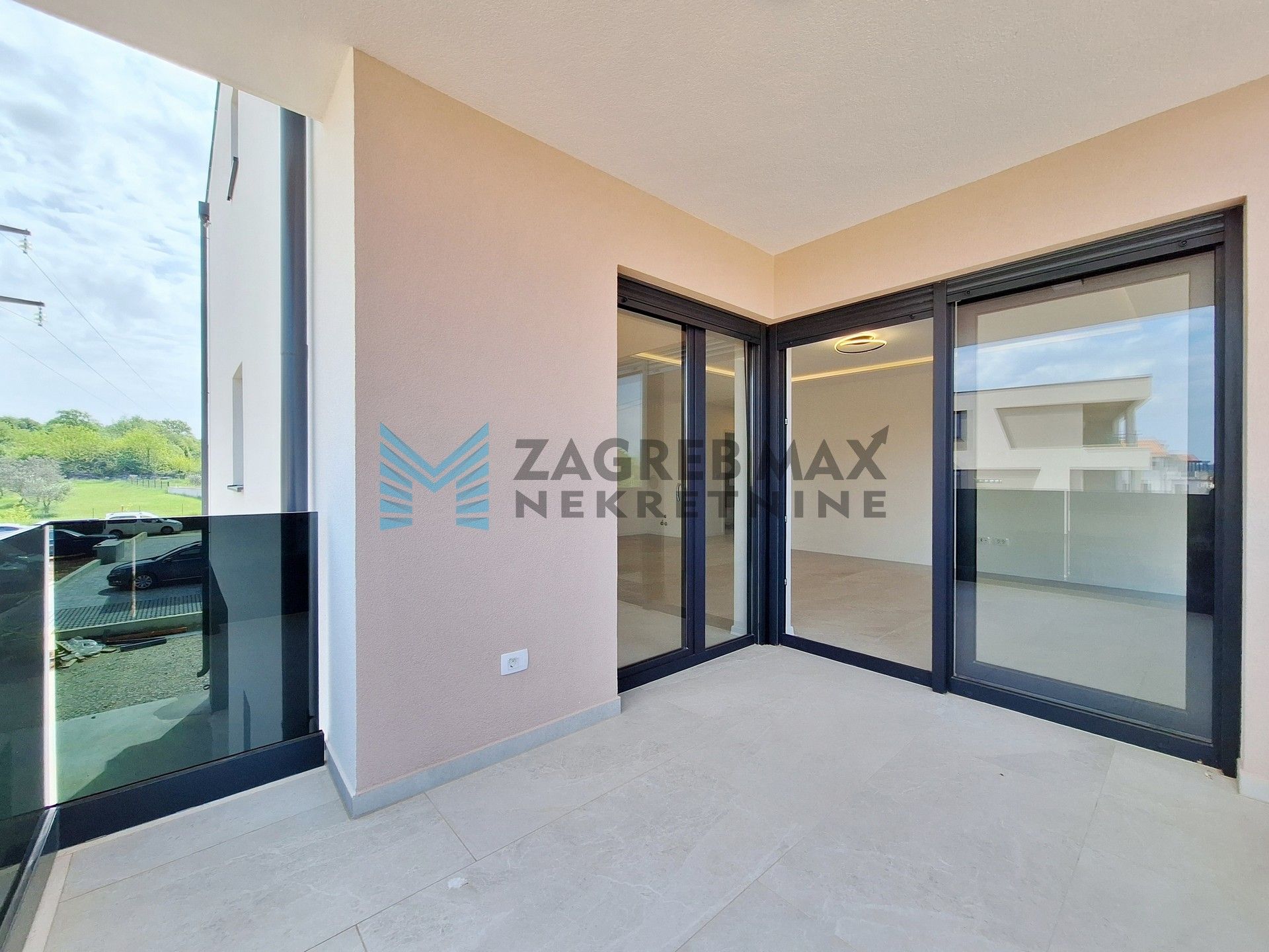 Zagreb - FINIDA – Segetska – 3-sobni, novogradnja, 2 balkona, 2 VPM, spremište