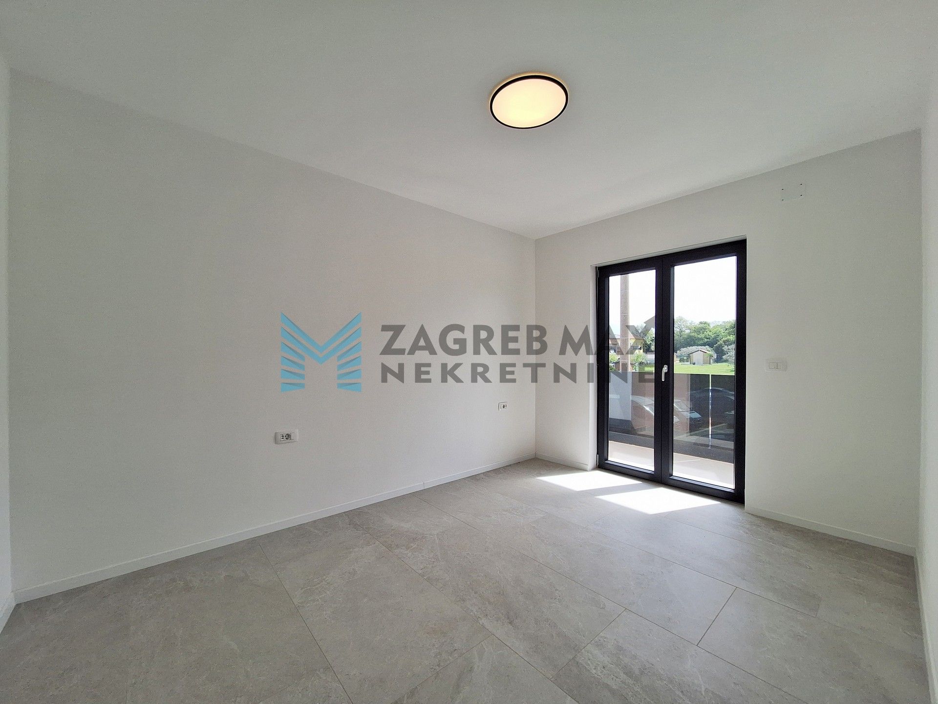 Zagreb - FINIDA – Segetska – 3-sobni, novogradnja, 2 balkona, 2 VPM, spremište