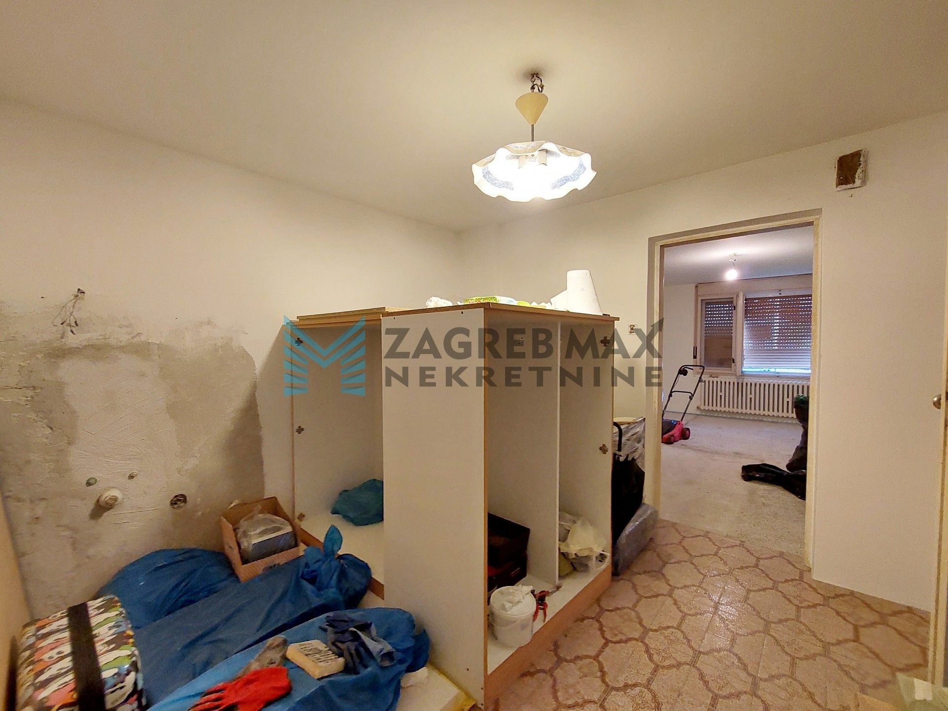 Zagreb - D. DUBRAVA - Pepelnjakova - 3-sobni, za renovaciju, investicija